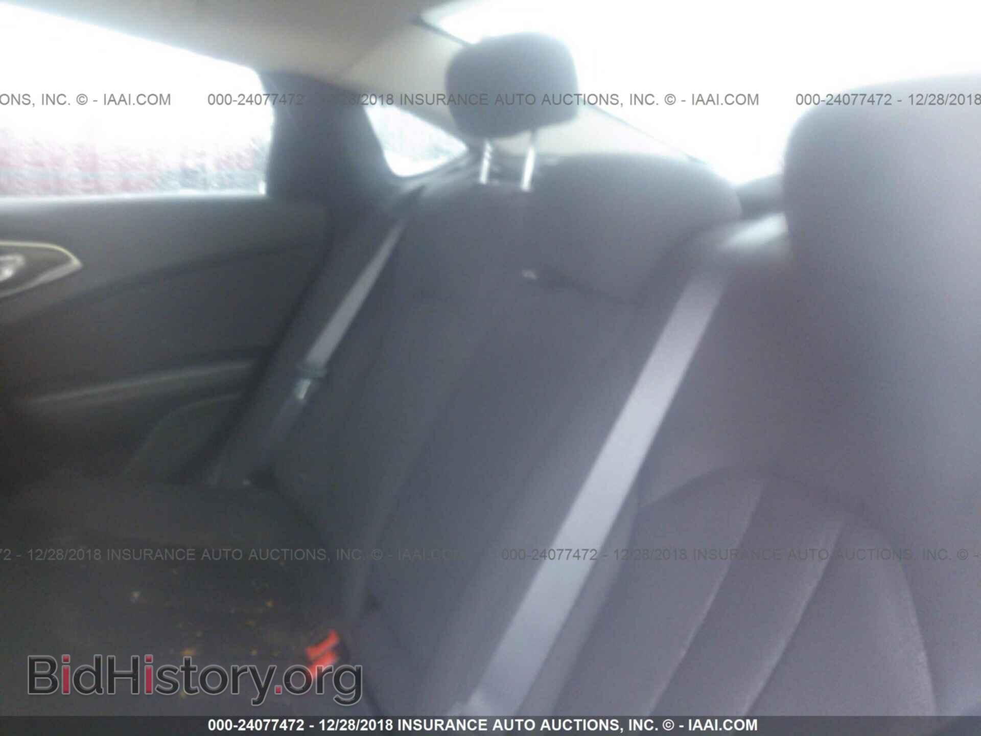 2015 CHRYSLER 200 - VIN: 1C3CCCAB8FN740823 - Фото 8