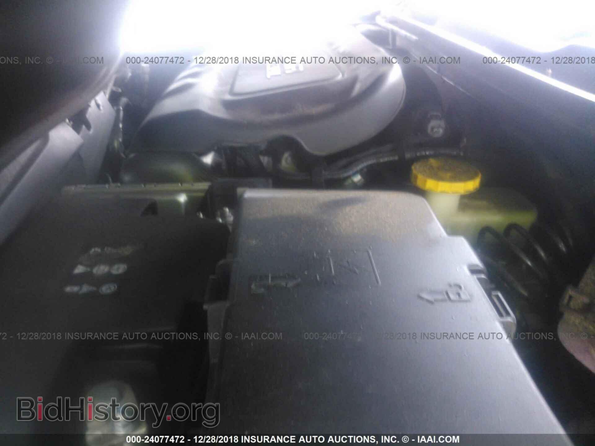 2015 CHRYSLER 200 - VIN: 1C3CCCAB8FN740823 - Фото 10