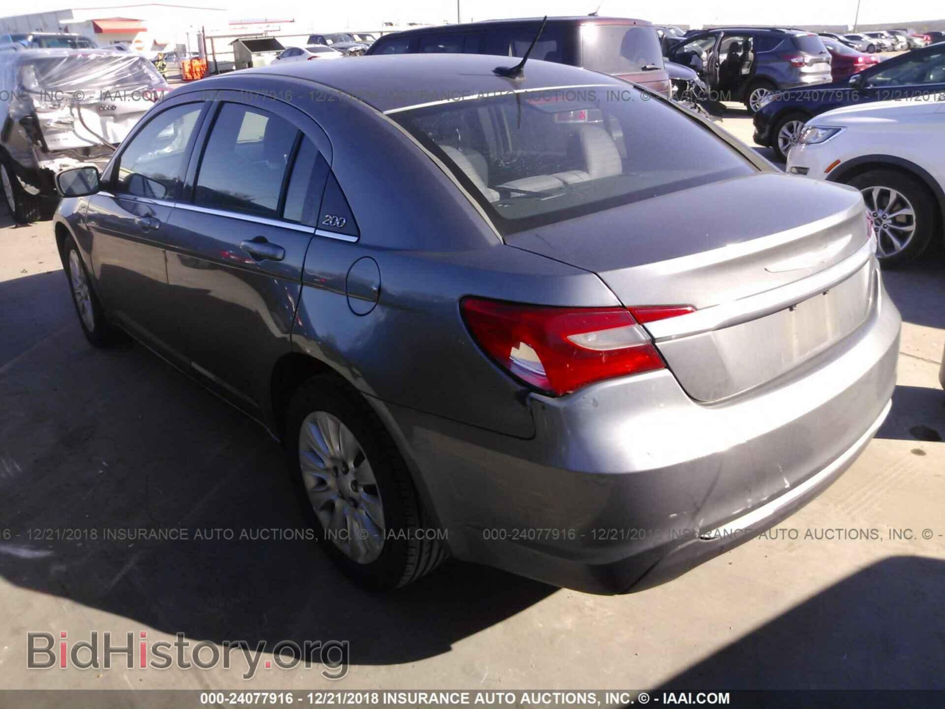 2012 CHRYSLER 200 - VIN: 1C3CCBAB6CN273777 - Фото 3