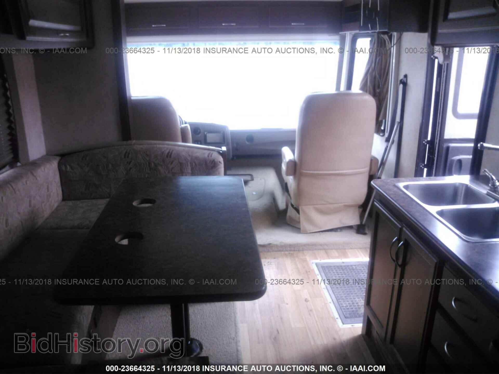 2011 FORD F53 - VIN: 1F65F5DY6B0A01452 - Photo 5