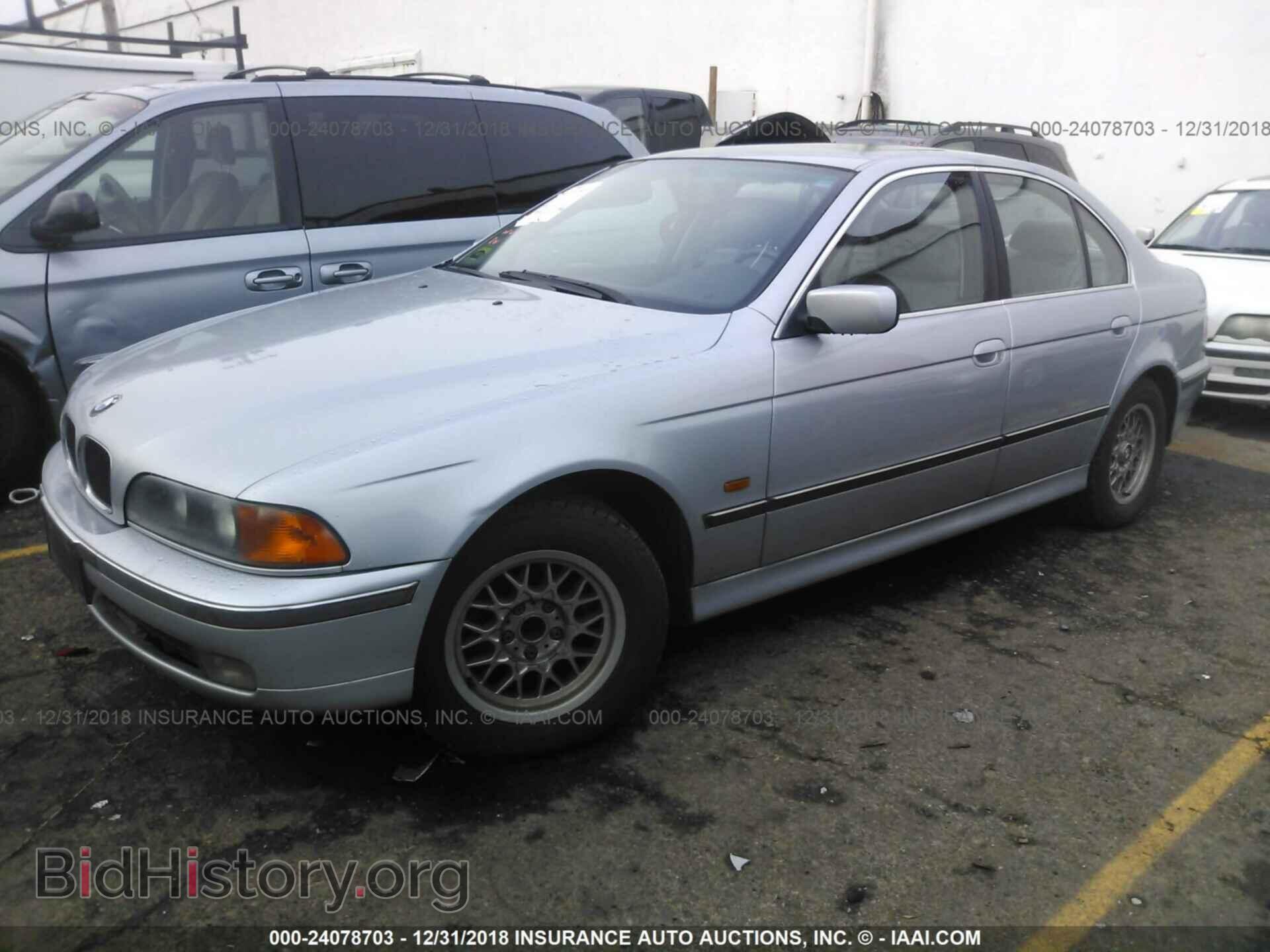 1998 BMW 528 - VIN: WBADD5320WBV55055 - Фото 2