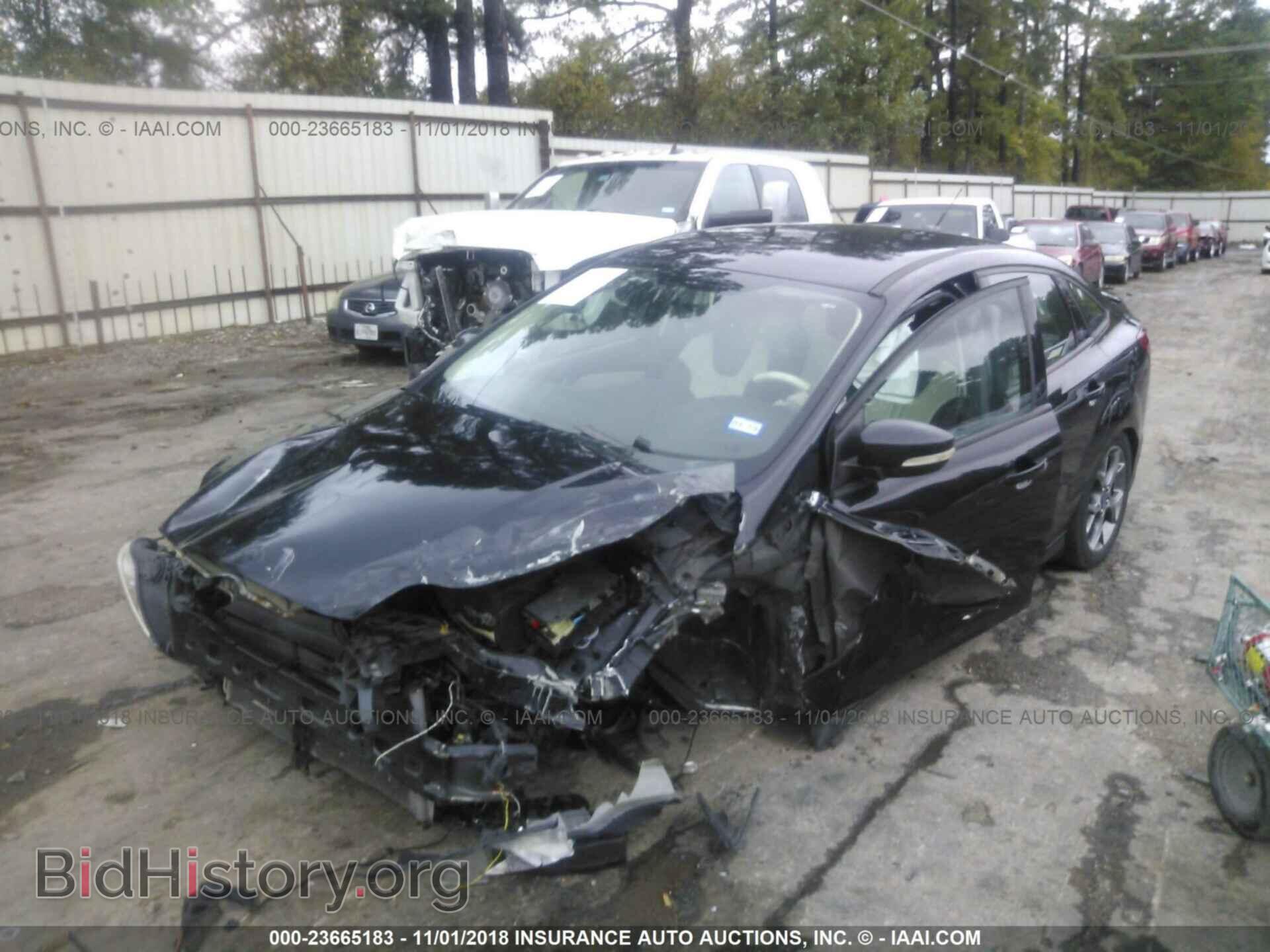 2014 MERCEDES-BENZ E - VIN: WDDHF5KB8EA861009 - Фото 2
