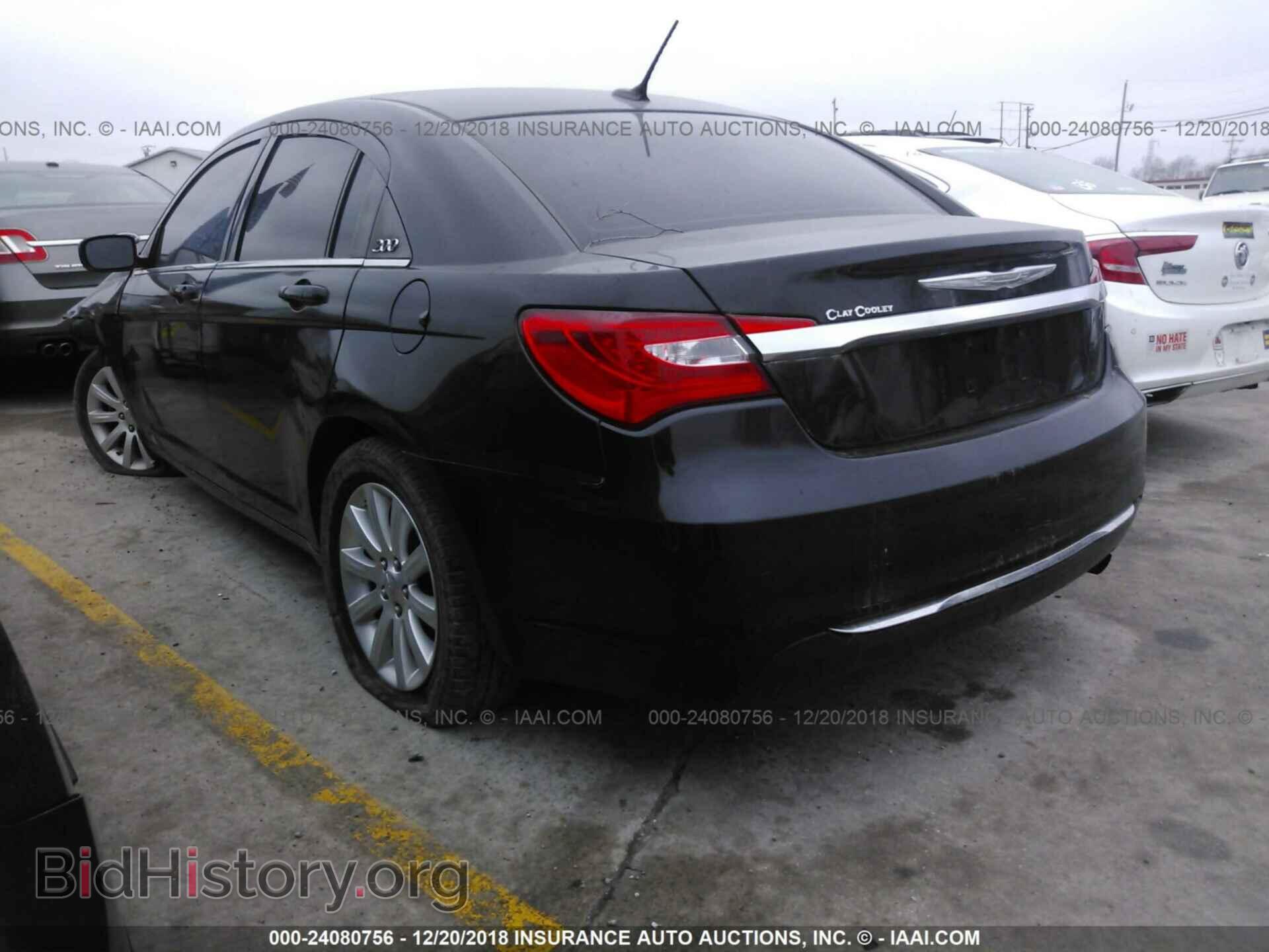 2013 Chrysler 200 - VIN: 1C3CCBBB0DN764541 - Фото 3