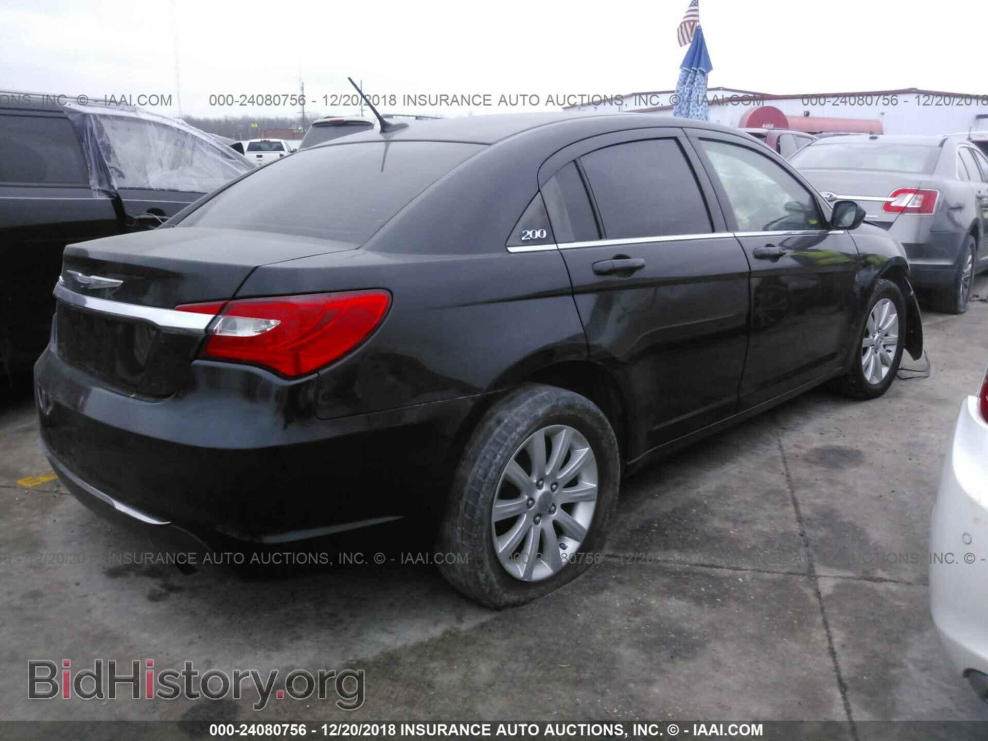 2013 Chrysler 200 - VIN: 1C3CCBBB0DN764541 - Фото 4