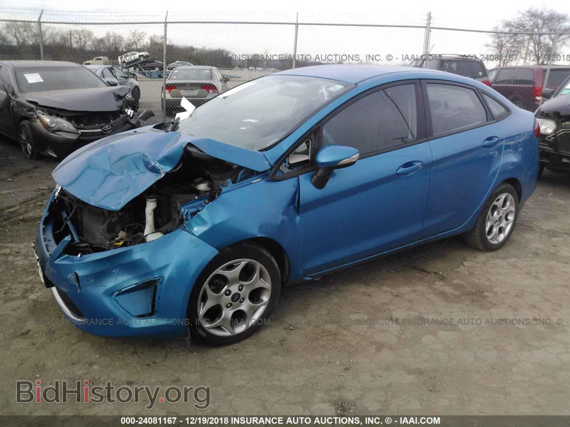 2012 Ford Fiesta - VIN: 3FADP4CJ2CM103307 - Photo 2
