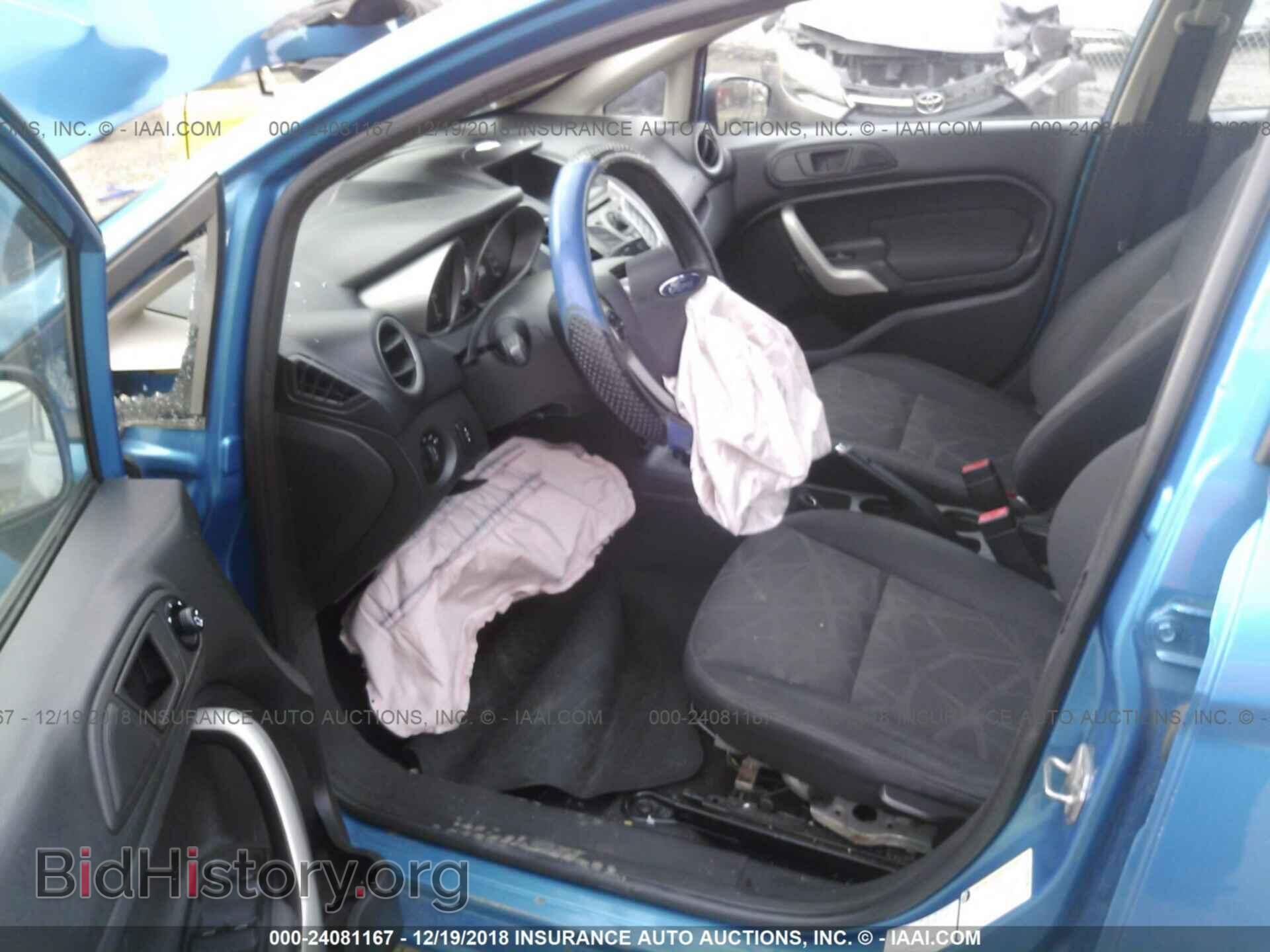 2012 Ford Fiesta - VIN: 3FADP4CJ2CM103307 - Photo 5