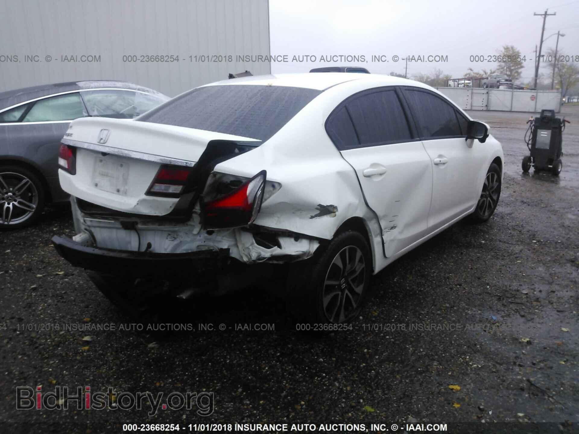 2014 HONDA CIVIC - VIN: 19XFB2F81EE051518 - Фото 4