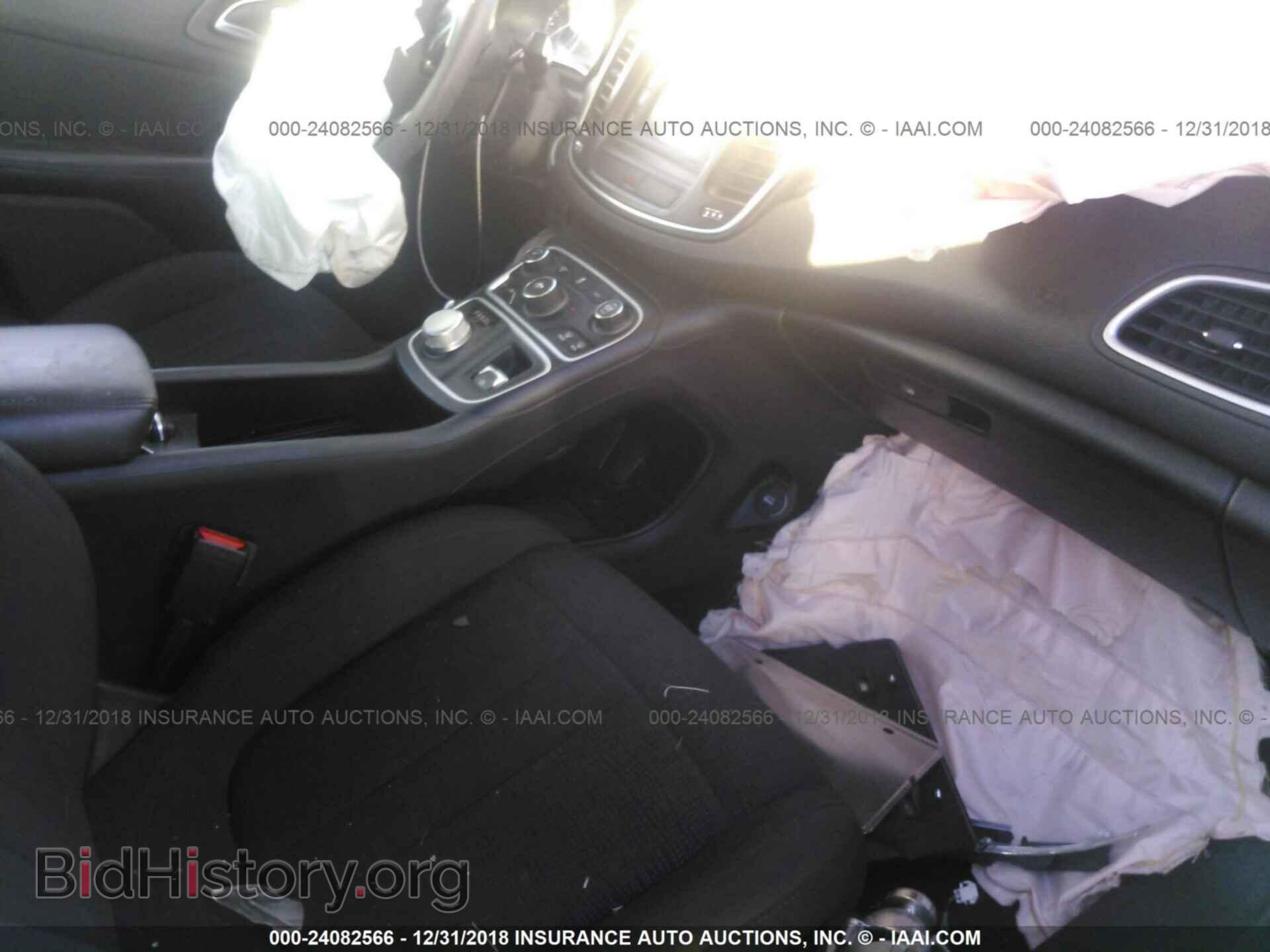 2016 CHRYSLER 200 - VIN: 1C3CCCAB0GN168700 - Photo 5