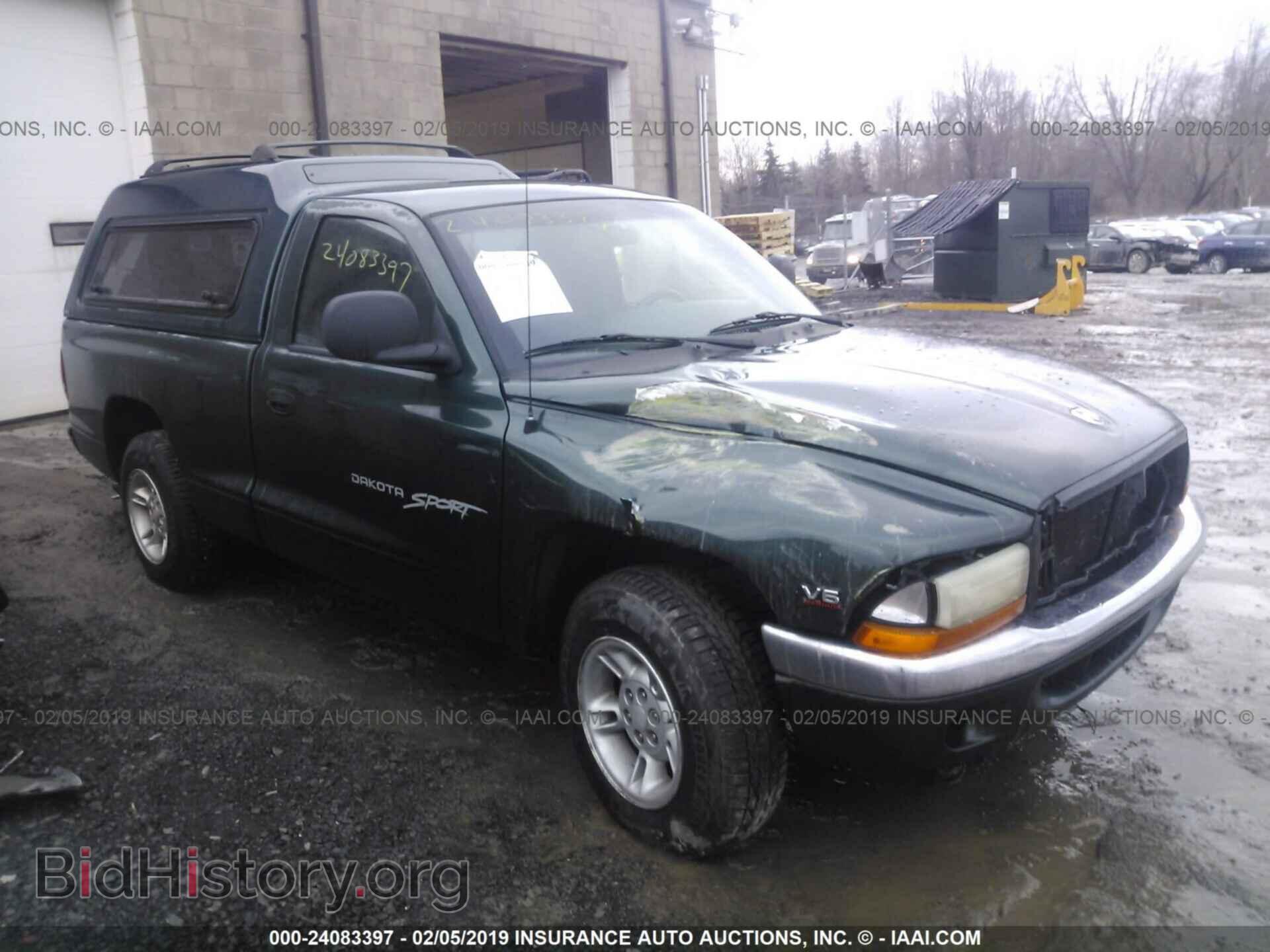 Photo 1B7FL26X7YS500335 - DODGE DAKOTA 2000