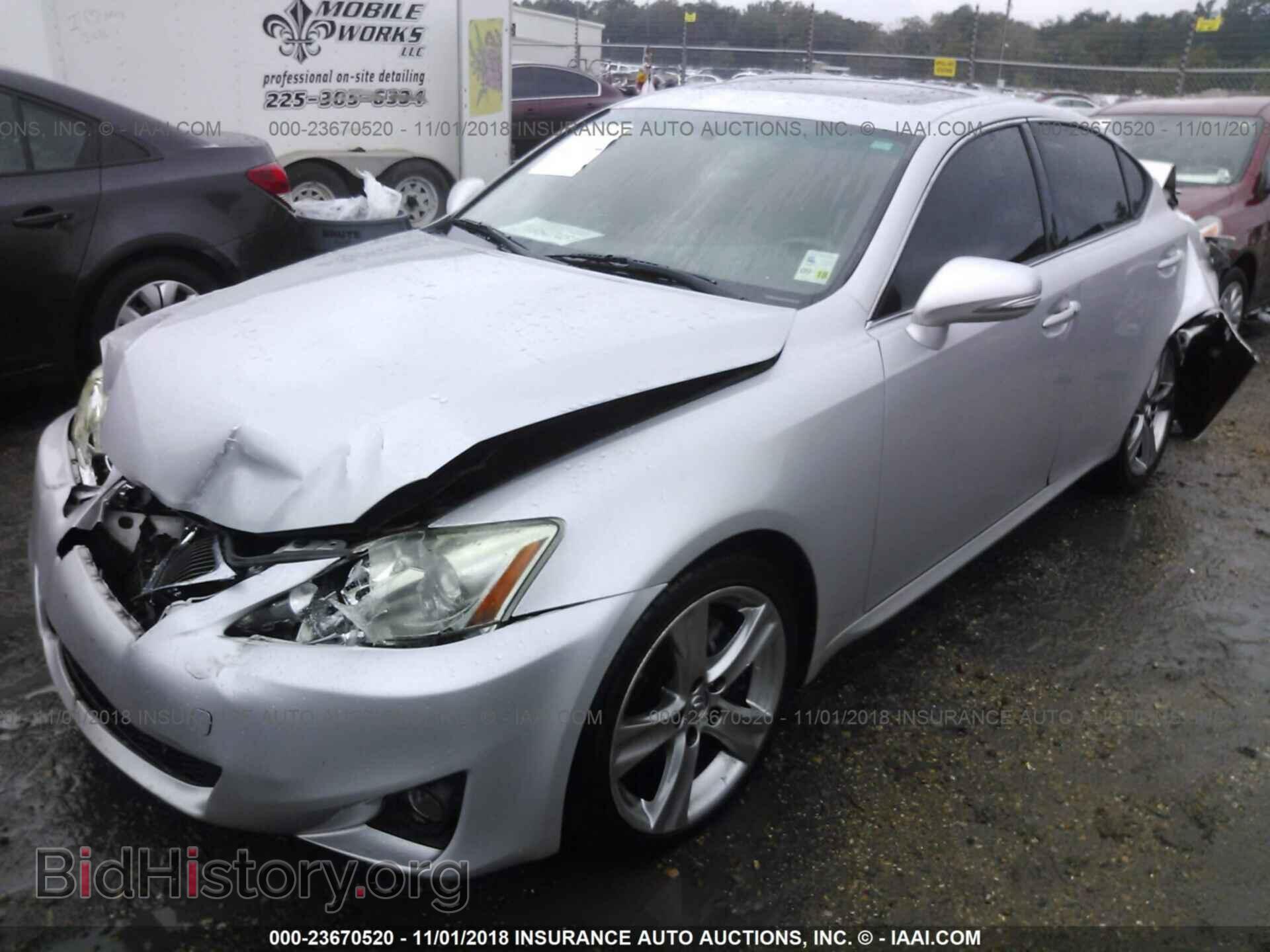2011 LEXUS IS - VIN: JTHBF5C28B5146524 - Фото 2