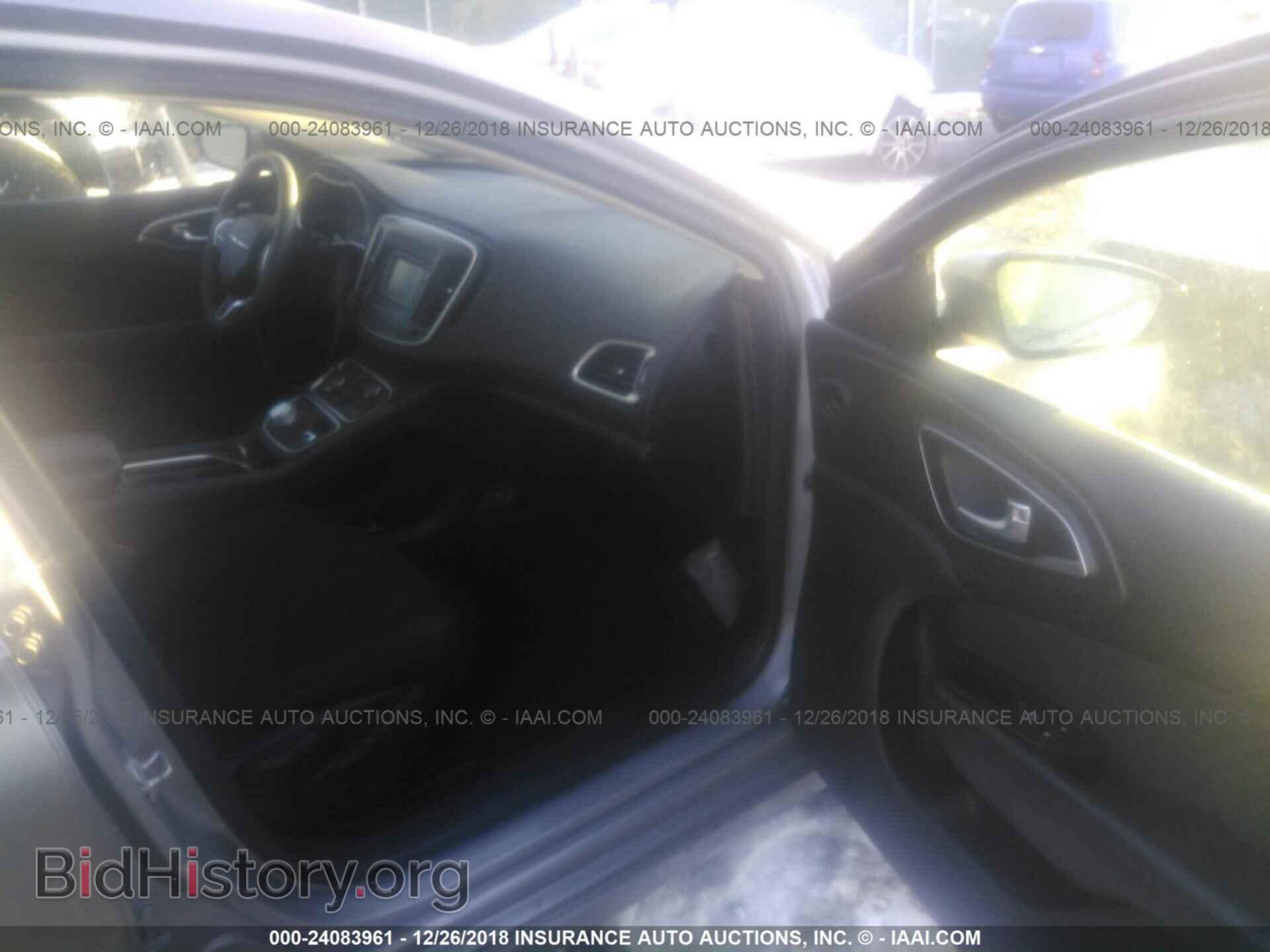 2016 CHRYSLER 200 - VIN: 1C3CCCAB8GN141468 - Photo 5