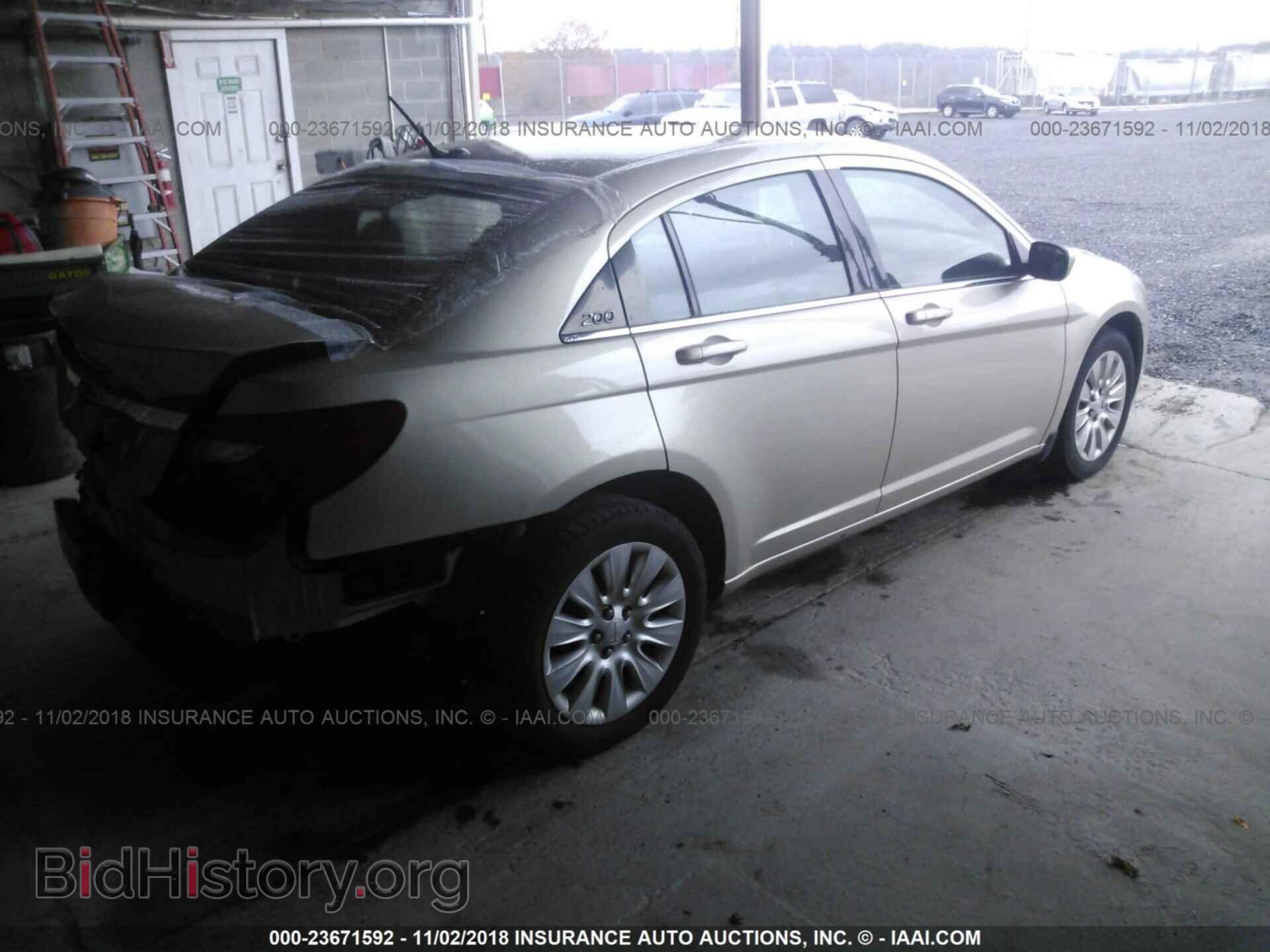 2014 CHRYSLER 200 - VIN: 1C3CCBAB7EN170547 - Фото 4