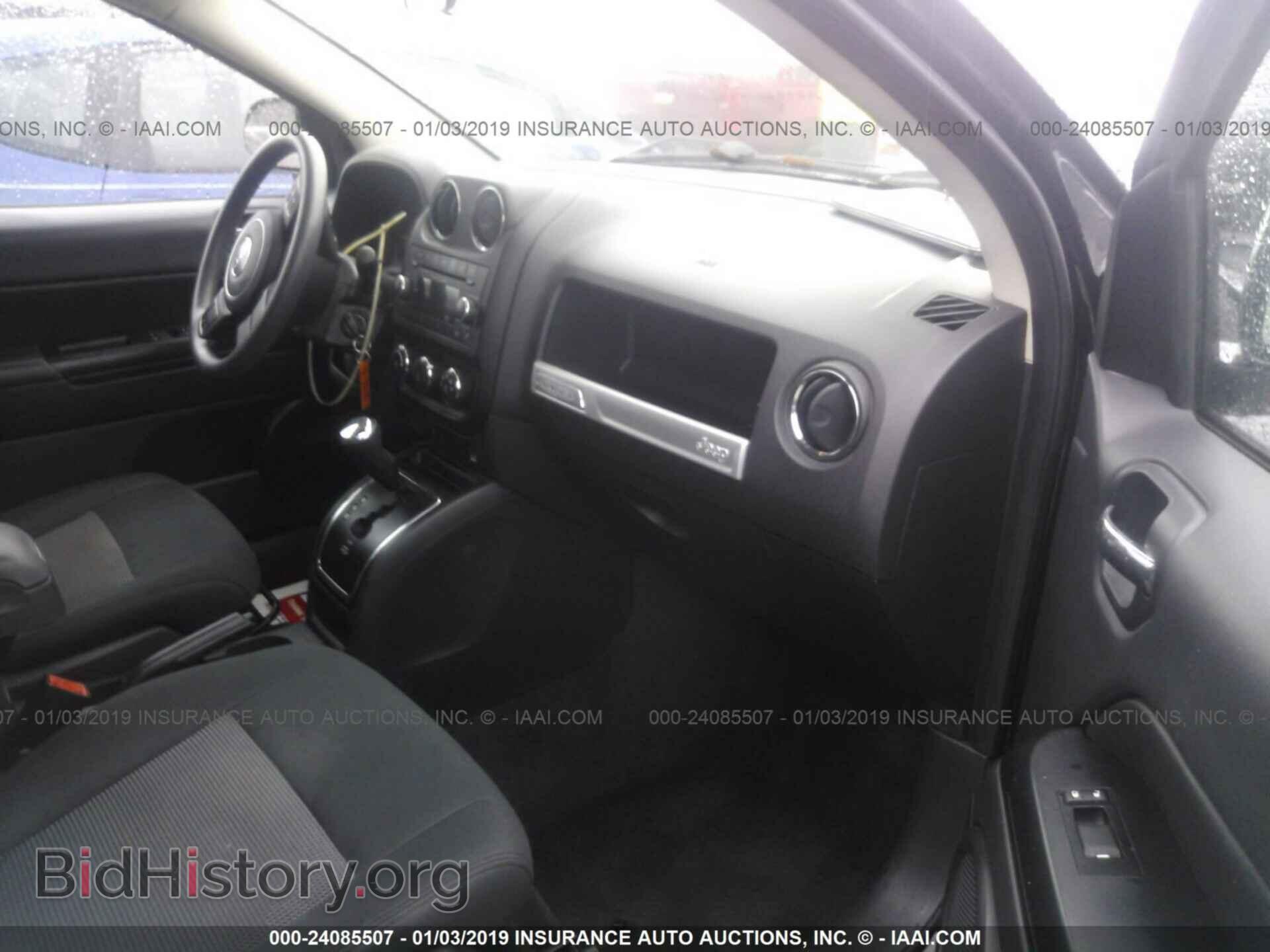 2014 JEEP COMPASS - VIN: 1C4NJCBA6ED547090 - Photo 5