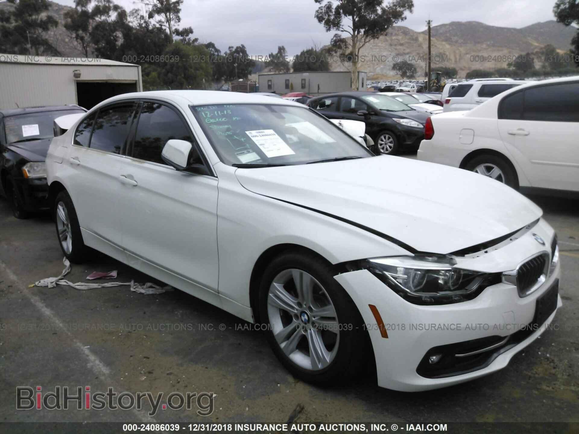 Photo WBA8B9C55JEE81067 - BMW 330 2018