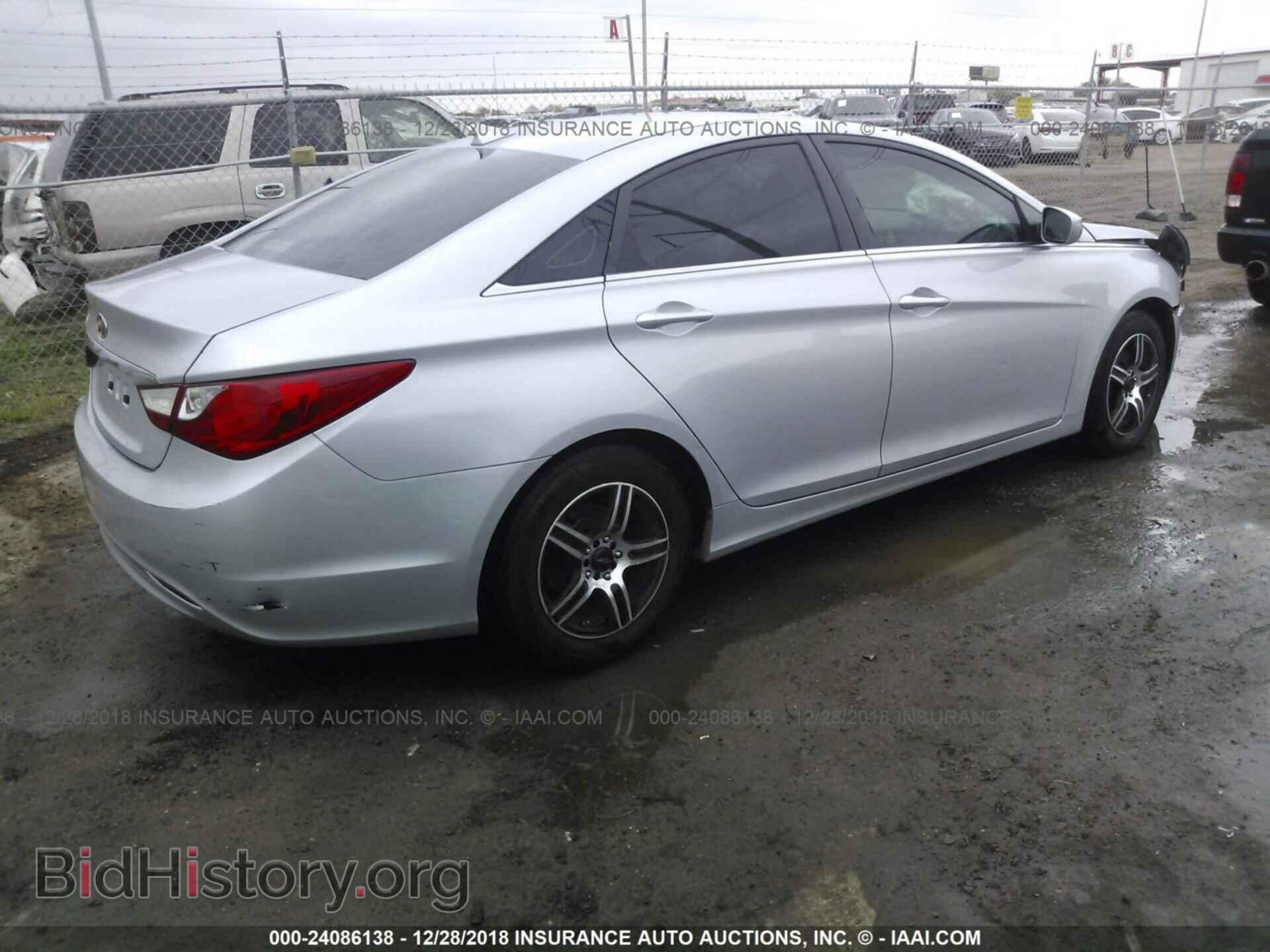 2012 HYUNDAI SONATA - VIN: 5NPEB4AC8CH356882 - Photo 4