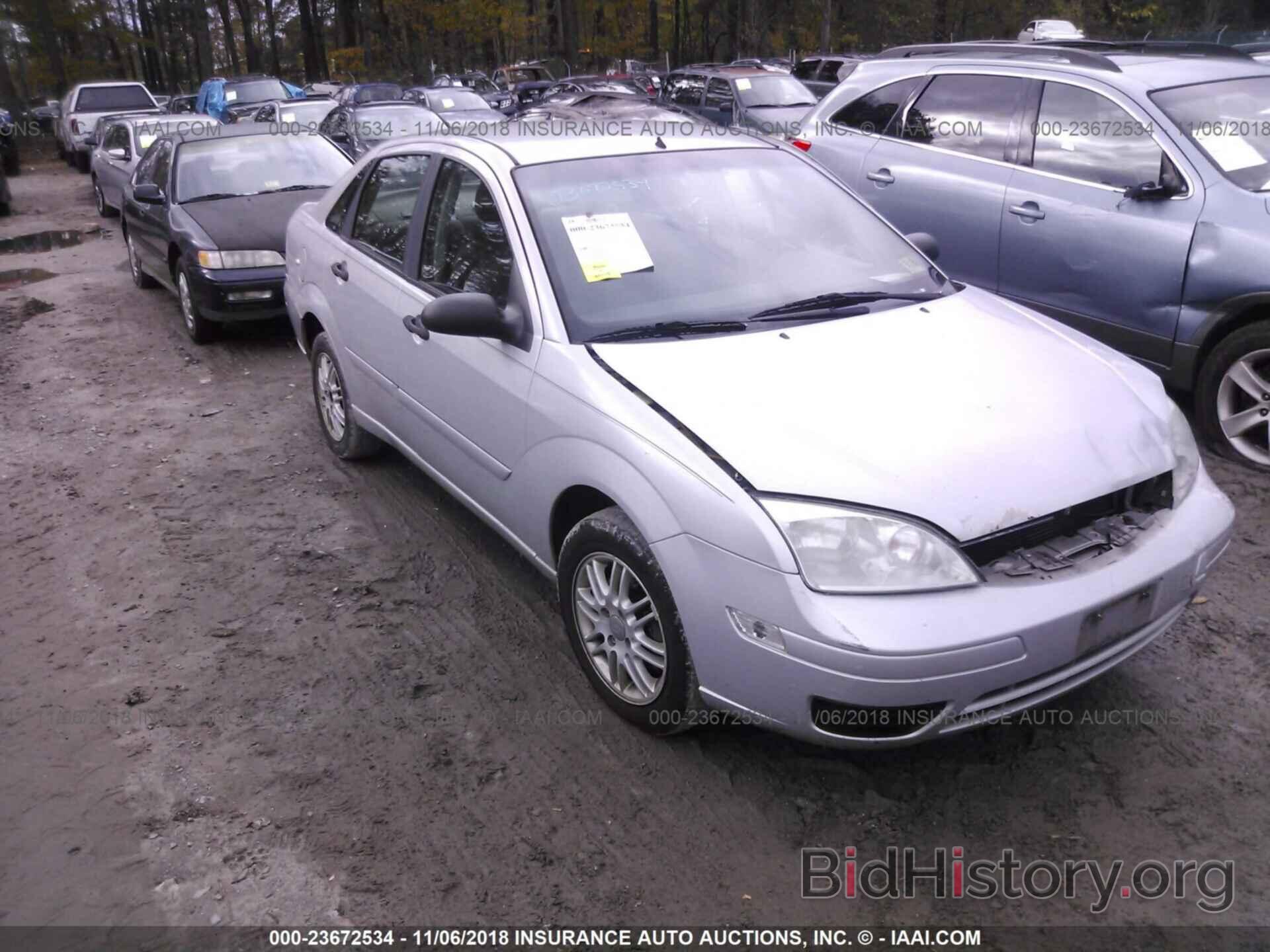 Photo 1FAFP34NX5W185522 - FORD FOCUS 2005