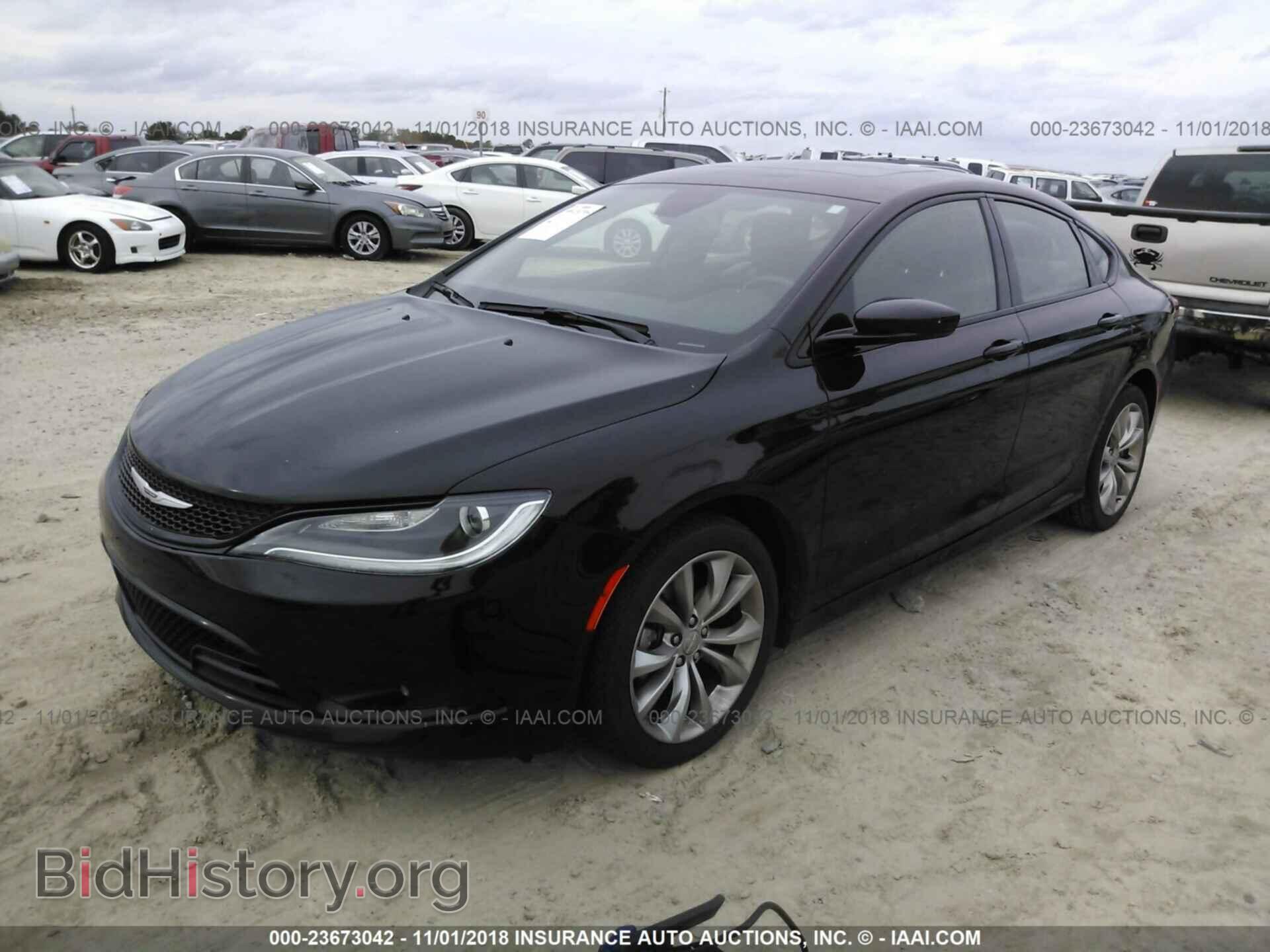 2016 CHRYSLER 200 - VIN: 1C3CCCBB5GN160865 - Фото 2
