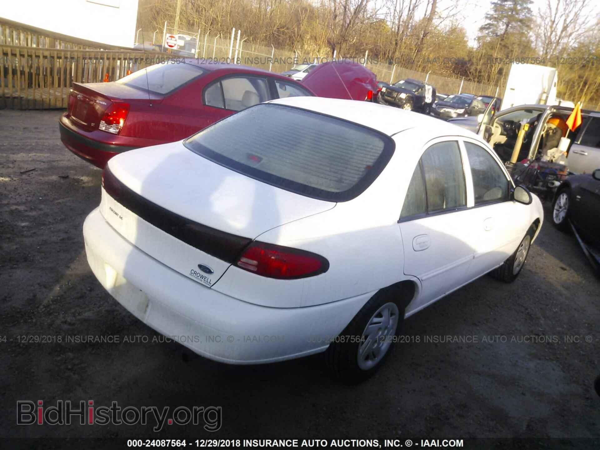 2002 FORD ESCORT - VIN: 3FAFP13P72R138258 - Фото 4