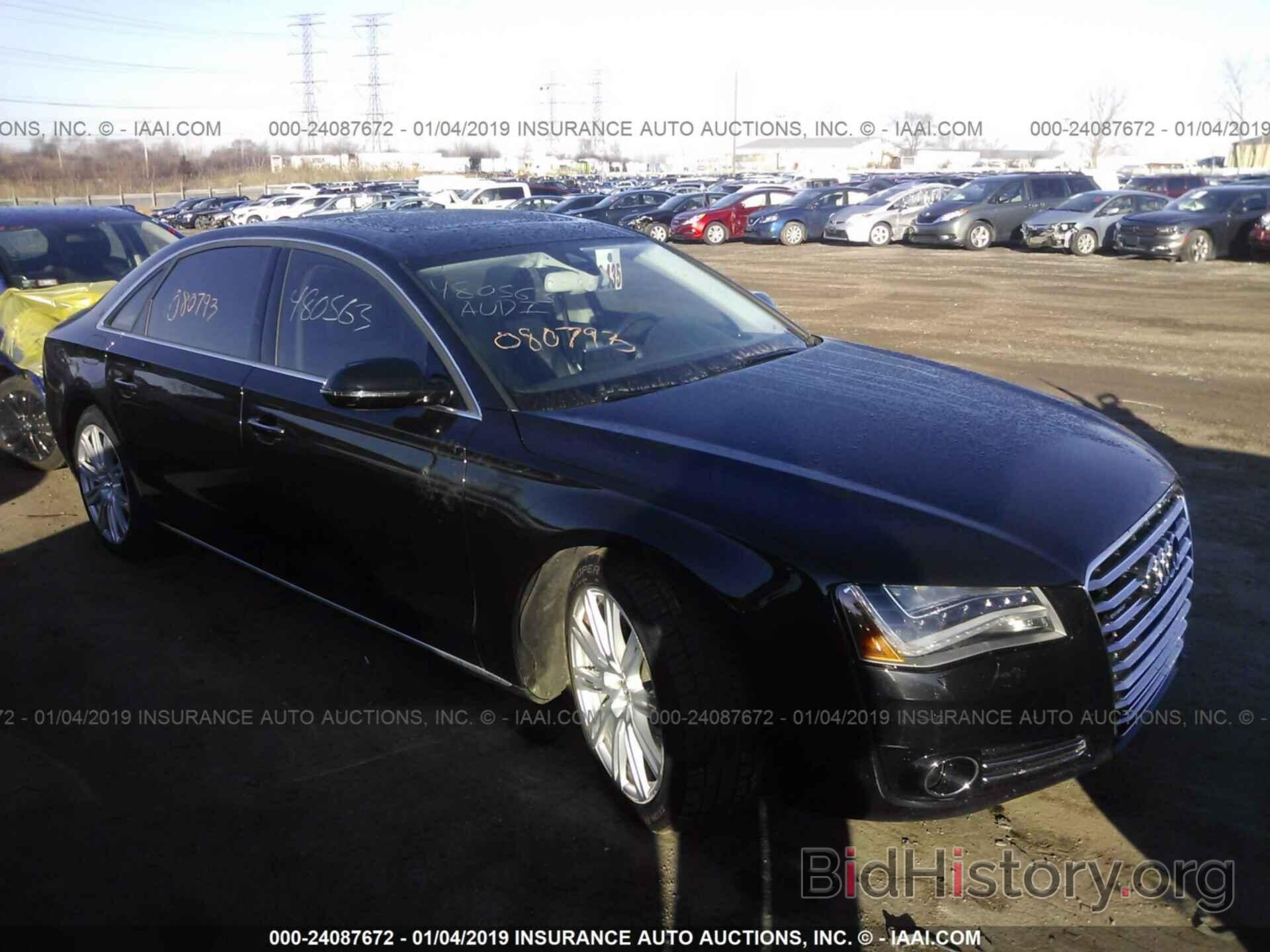 Photo WAURVAFD2CN035149 - AUDI A8 2012