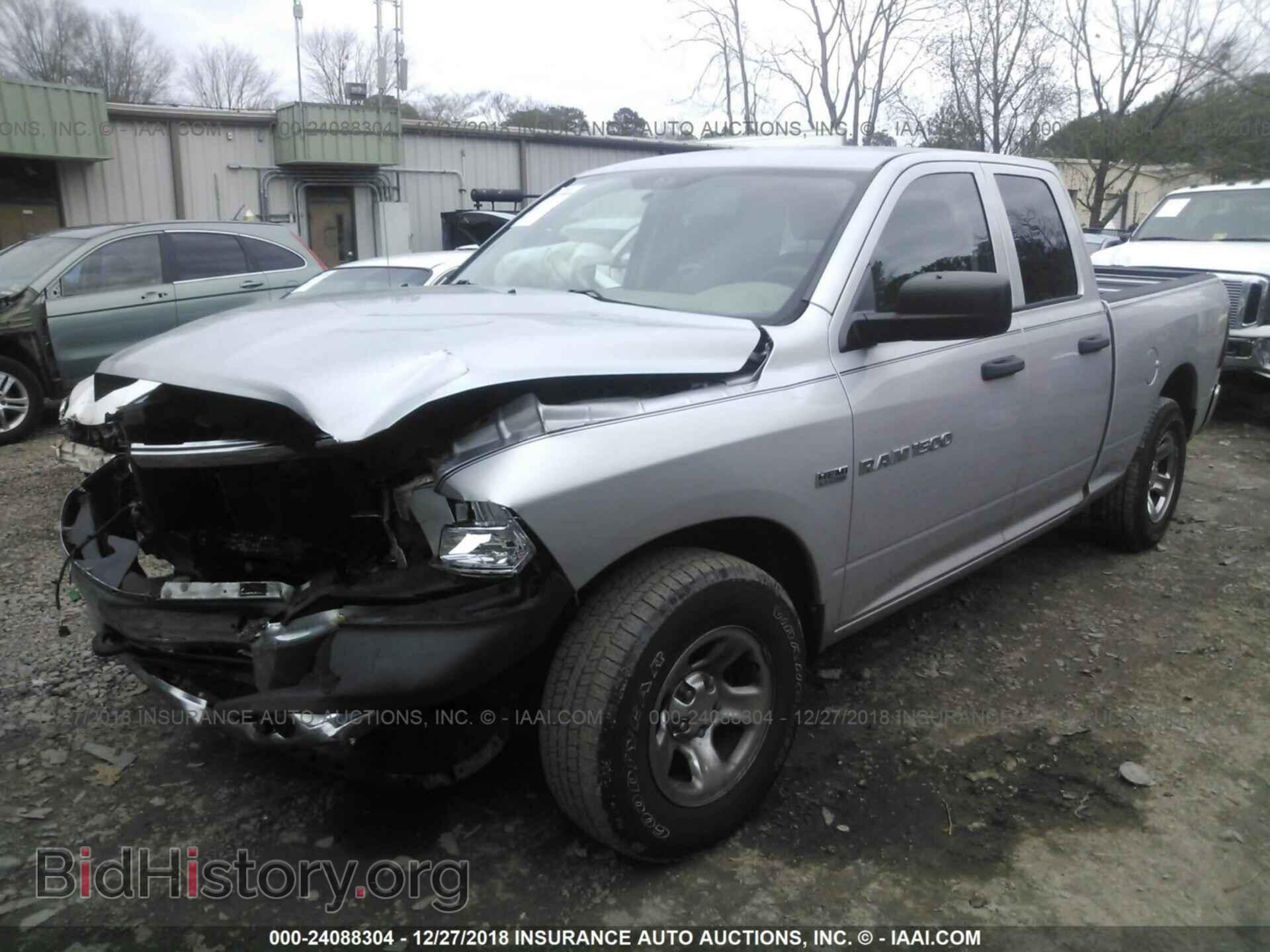 2011 DODGE RAM 1500 - VIN: 1D7RB1GT4BS587341 - Photo 2