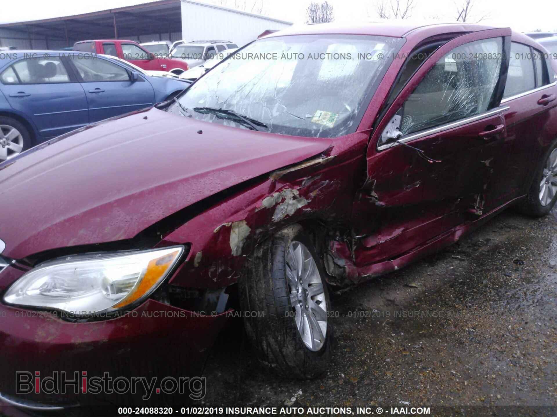 2012 CHRYSLER 200 - VIN: 1C3CCBBB9CN188611 - Фото 6