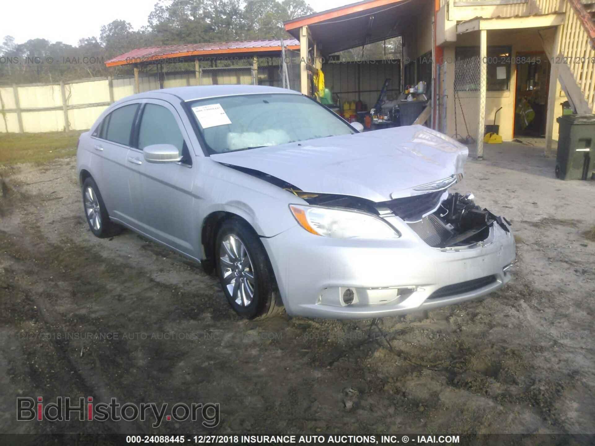 Photo 1C3BC1FG7BN504629 - CHRYSLER 200 2011