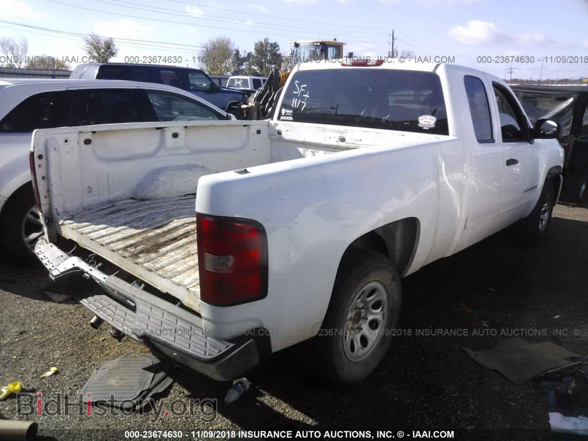 2007 CHEVROLET SILVERADO - VIN: 1GCEC19J97Z618504 - Photo 4