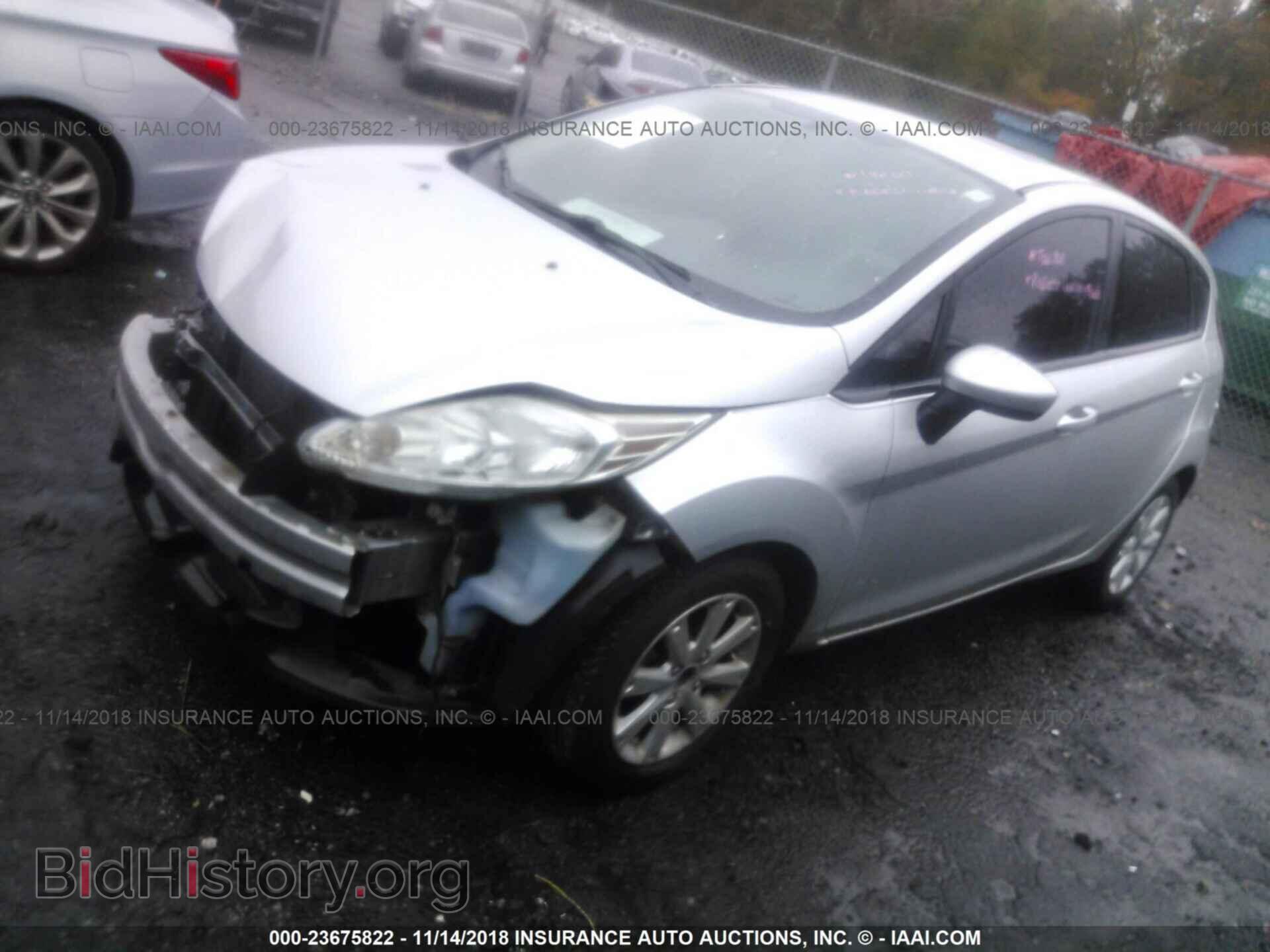 2011 FORD FIESTA - VIN: 3FADP4EJ9BM189372 - Photo 2