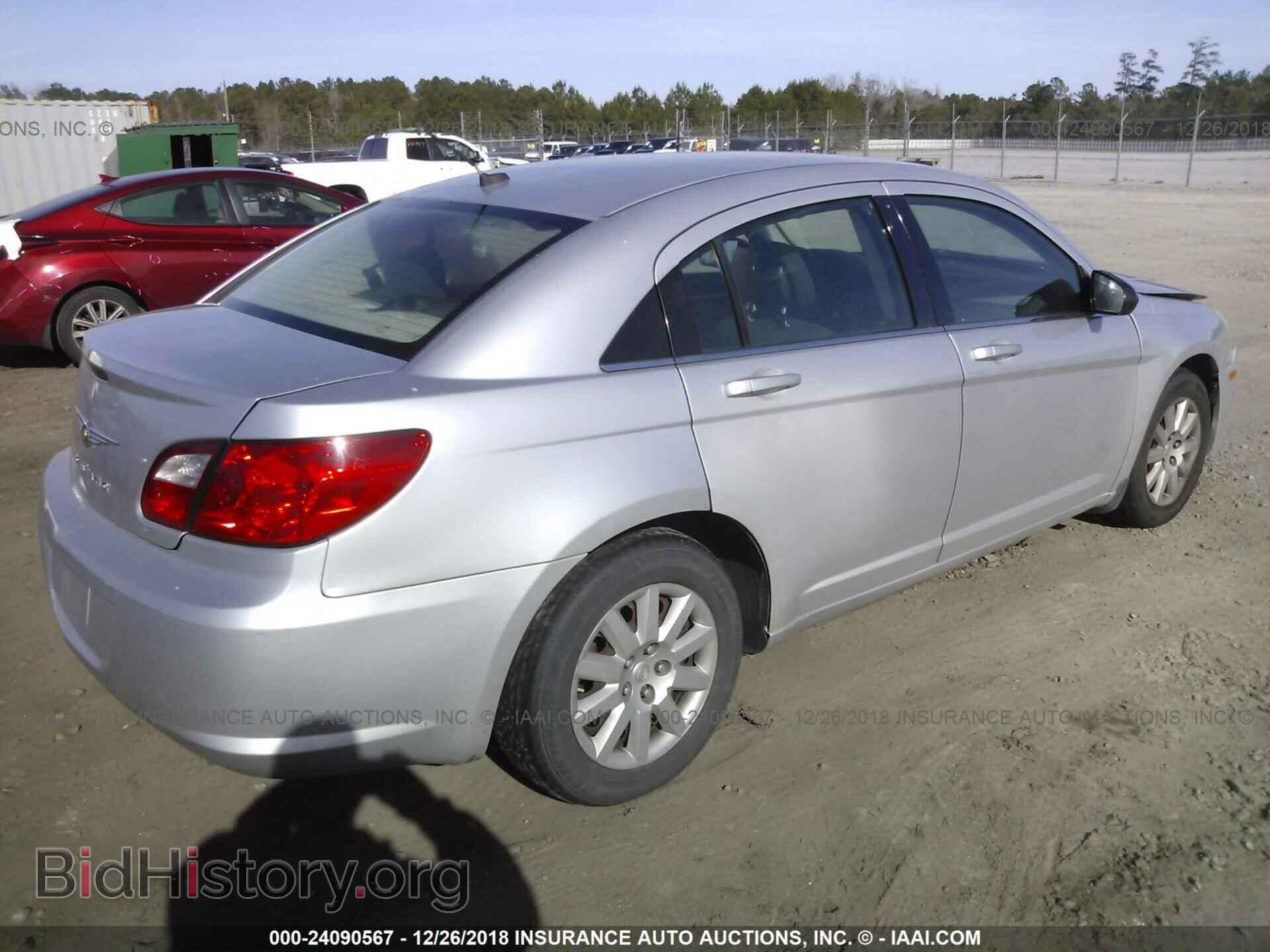 2010 CHRYSLER SEBRING - VIN: 1C3CC4FB2AN219720 - Photo 4