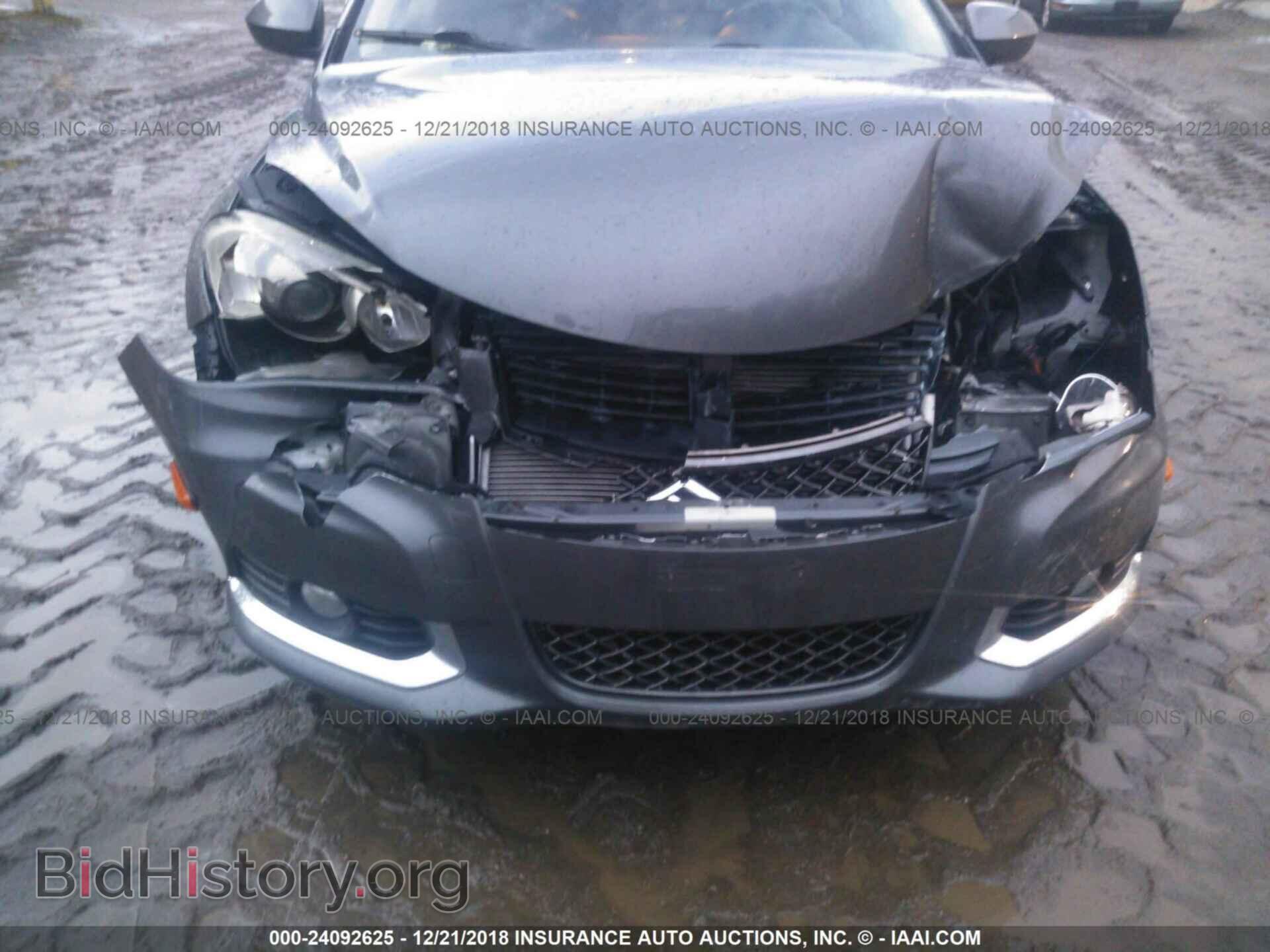 2013 Suzuki Kizashi - VIN: JS2RF9A81D6100048 - Photo 6