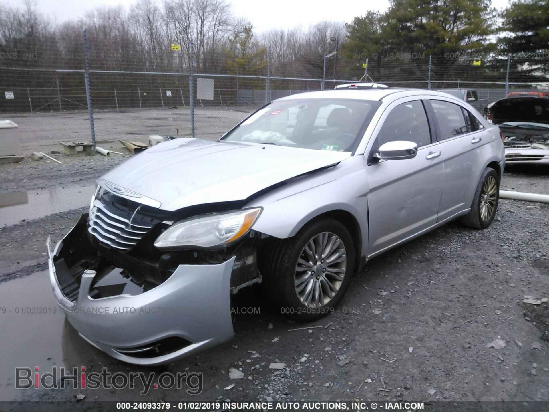 2012 CHRYSLER 200 - VIN: 1C3CCBCBXCN197266 - Photo 2