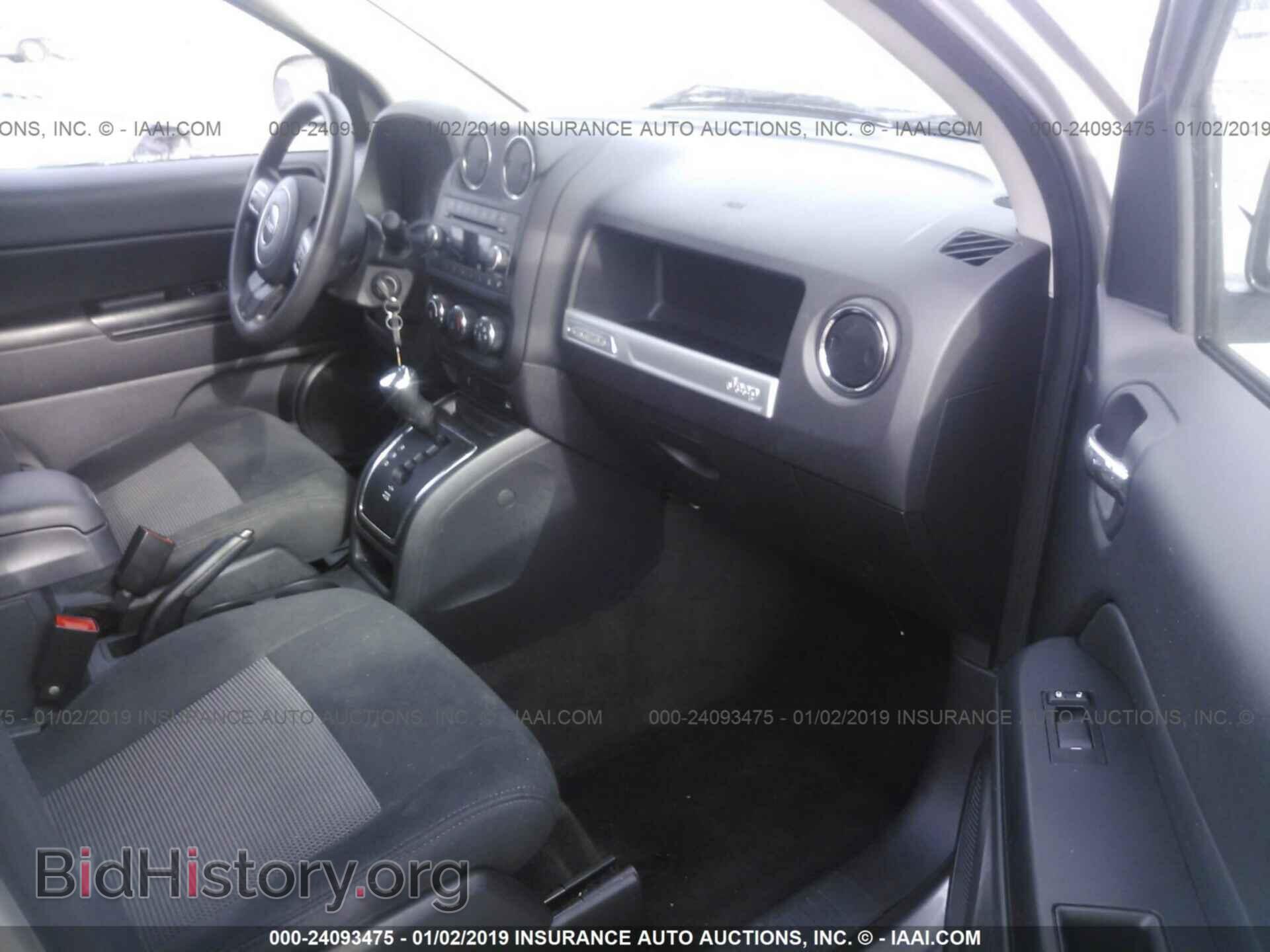 2014 JEEP COMPASS - VIN: 1C4NJCBA9ED843785 - Photo 5