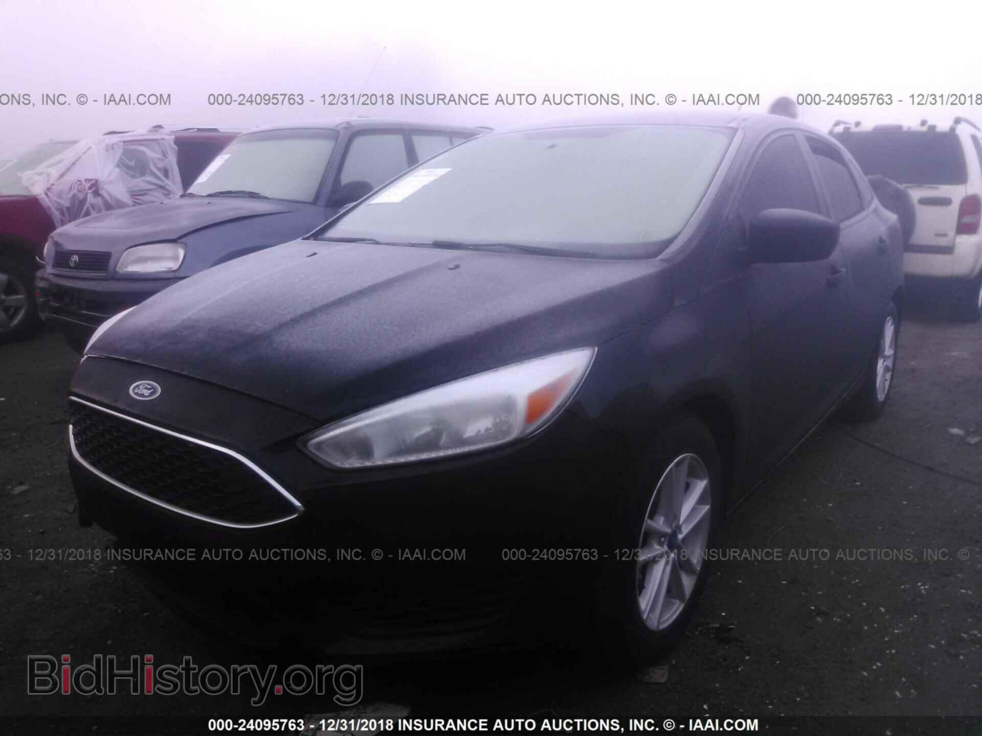 2018 FORD FOCUS - VIN: 1FADP3FEXJL205882 - Фото 2