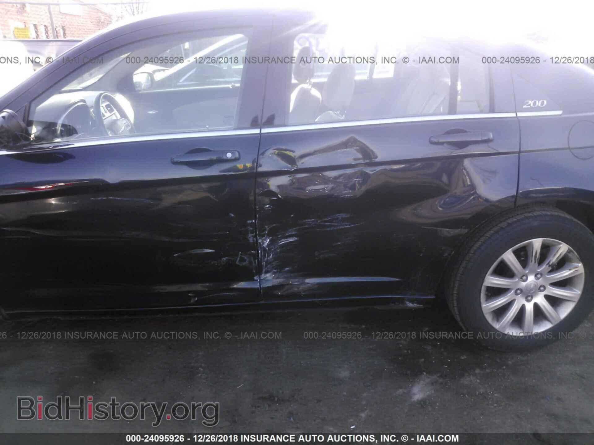 2011 CHRYSLER 200 - VIN: 1C3BC1FG6BN512043 - Photo 6