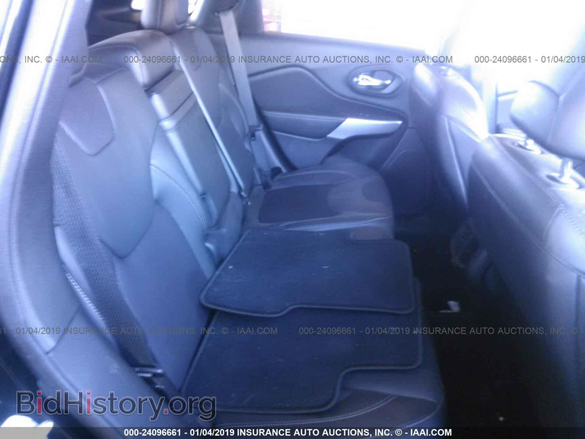 2018 JEEP CHEROKEE - VIN: 1C4PJLLB5JD604535 - Photo 8