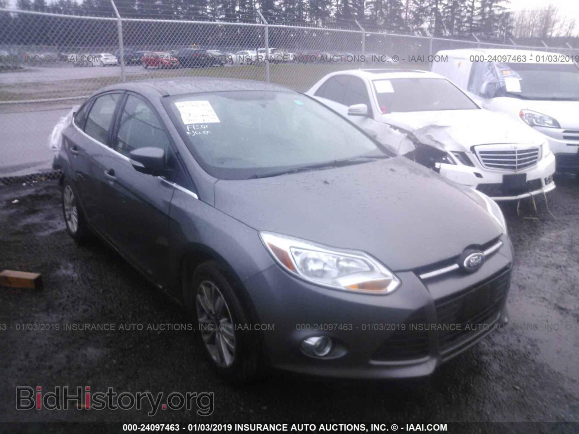 Photo 1FAHP3H26CL102689 - FORD FOCUS 2012