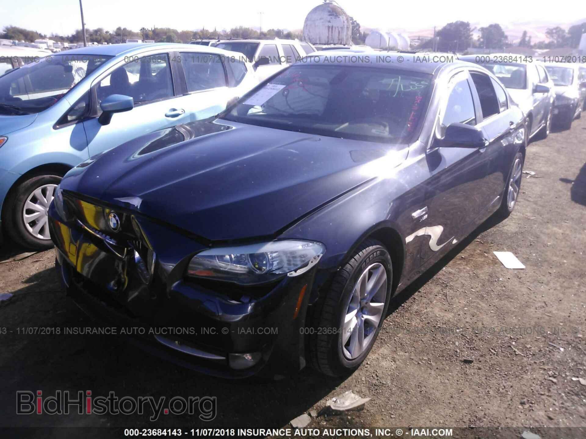 2012 BMW 528 - VIN: WBAXH5C55CDW06805 - Фото 2