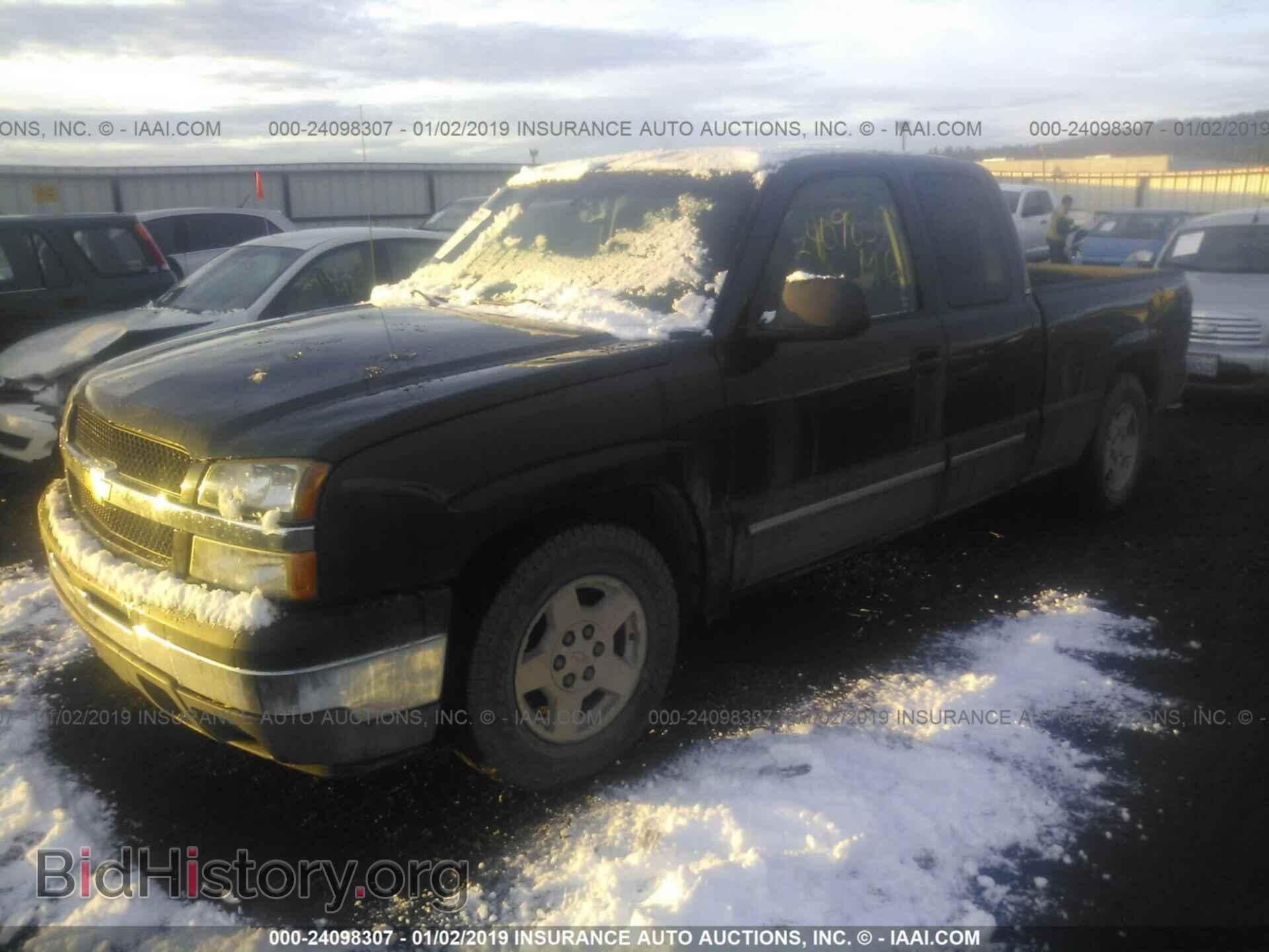 2005 CHEVROLET SILVERADO - VIN: 1GCEC19T35Z170792 - Photo 2