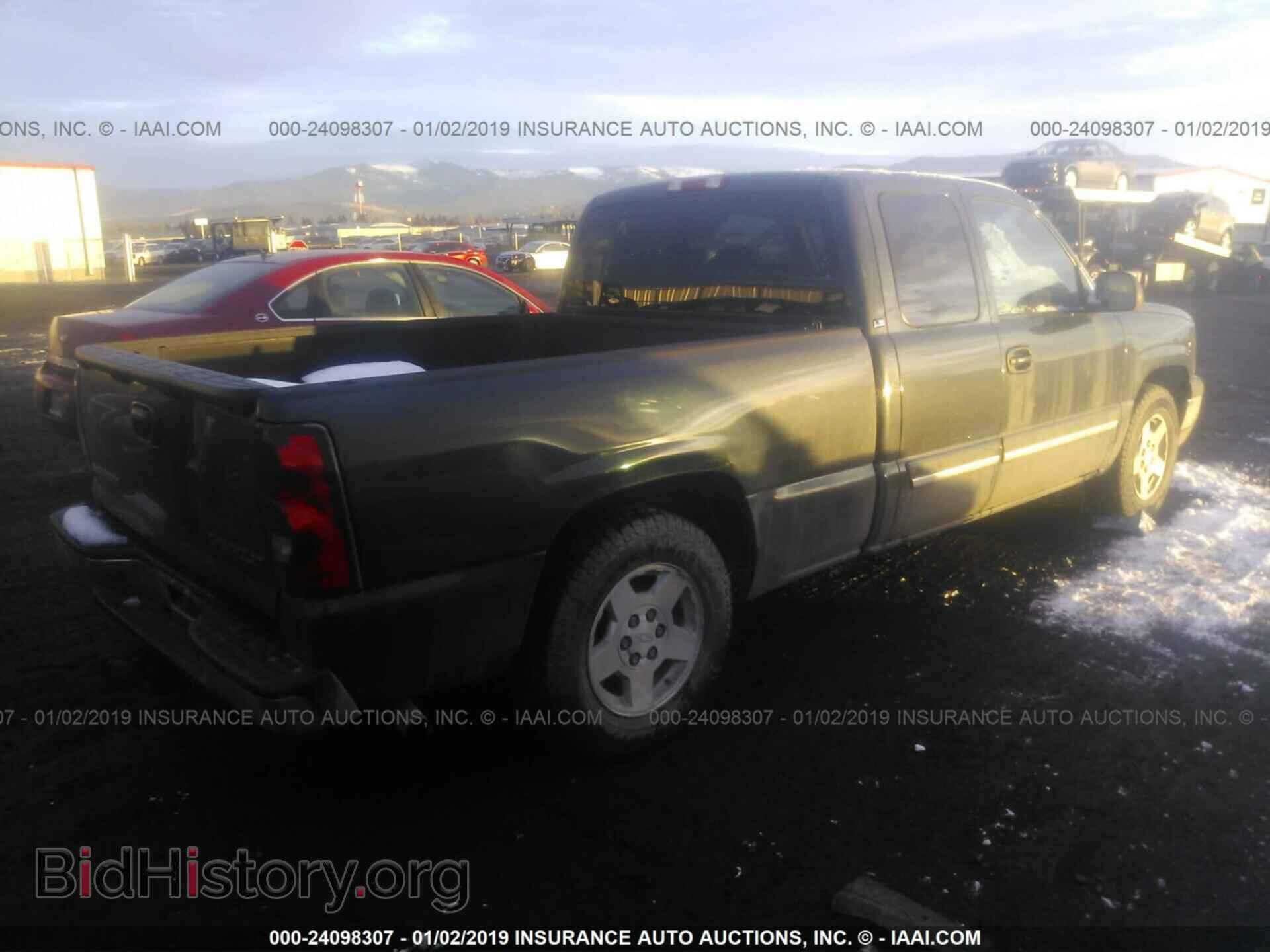 2005 CHEVROLET SILVERADO - VIN: 1GCEC19T35Z170792 - Photo 4