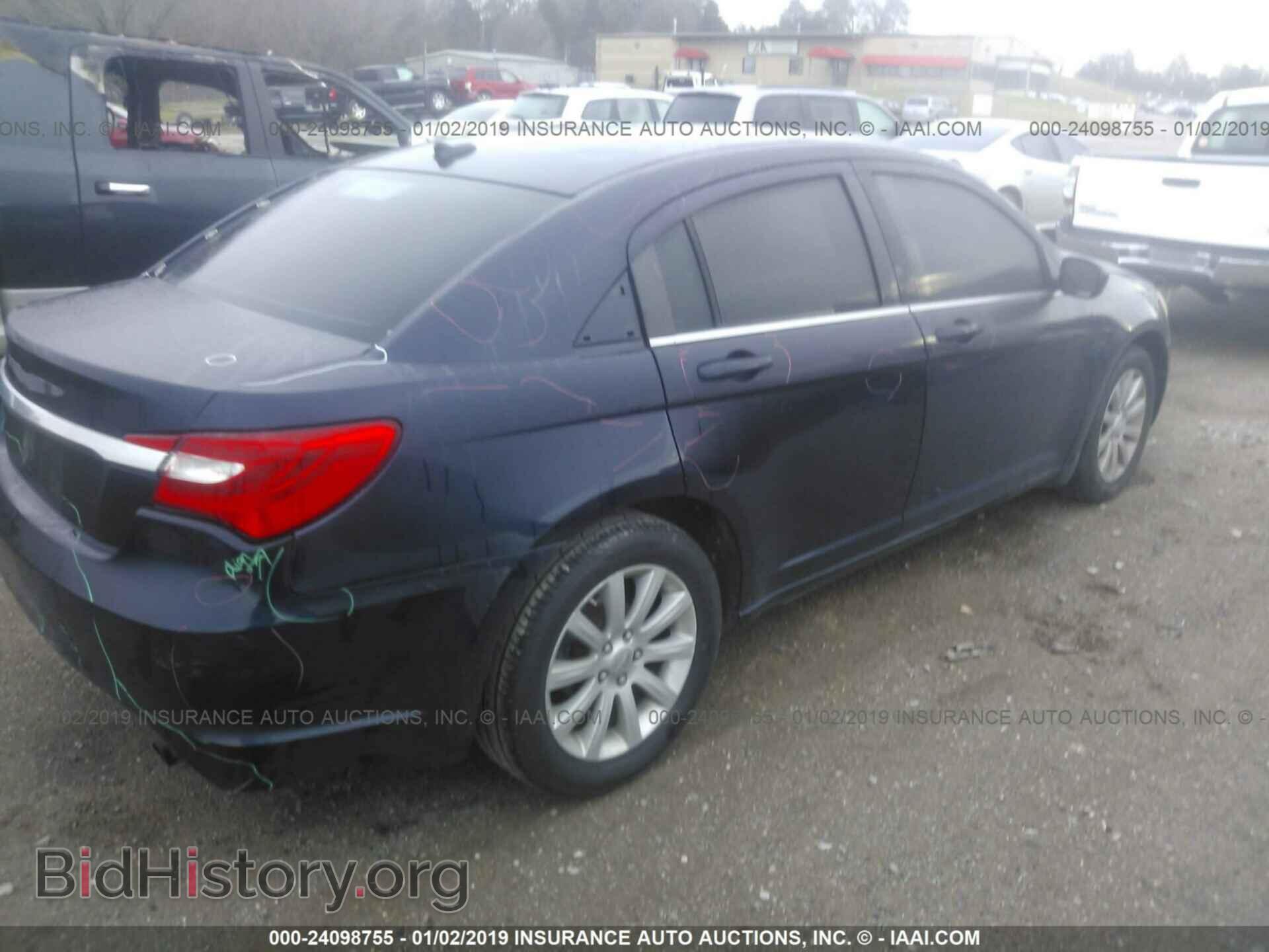 2011 CHRYSLER 200 - VIN: 1C3BC1FB6BN584008 - Photo 4