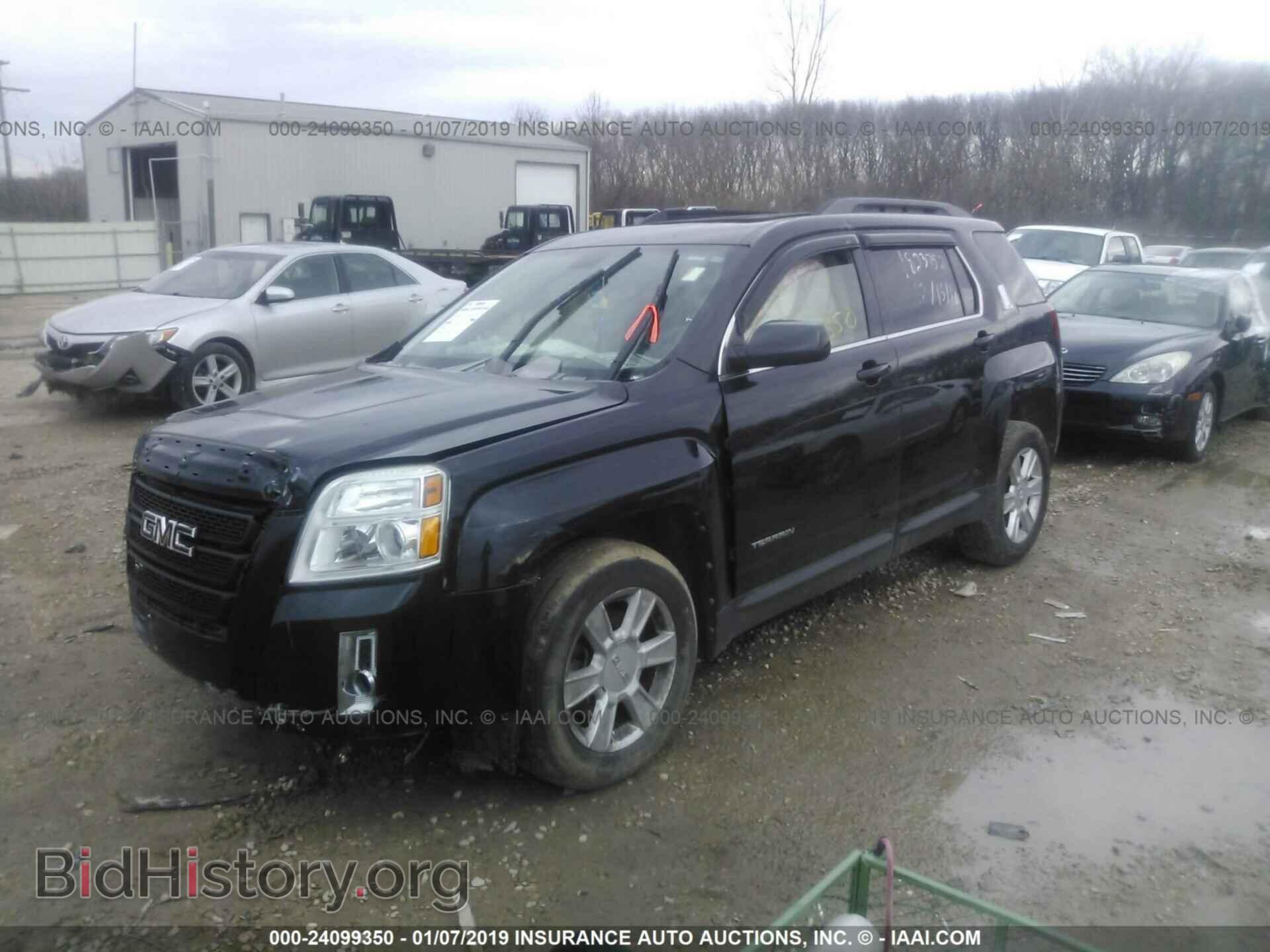 2010 GMC TERRAIN - VIN: 2CTFLEEW5A6377075 - Photo 2