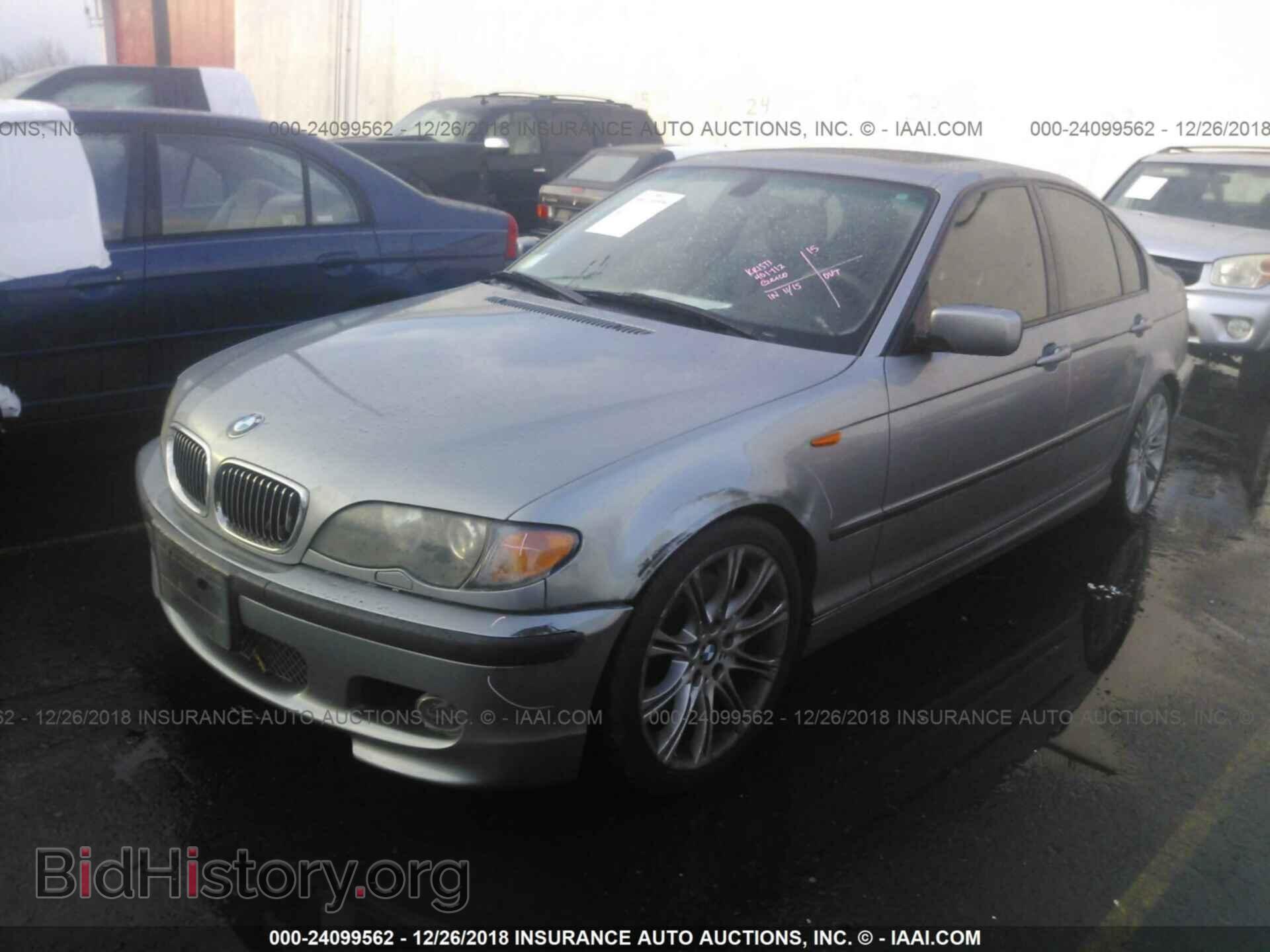 2004 BMW 330 - VIN: WBAEV53404KM33313 - Фото 2