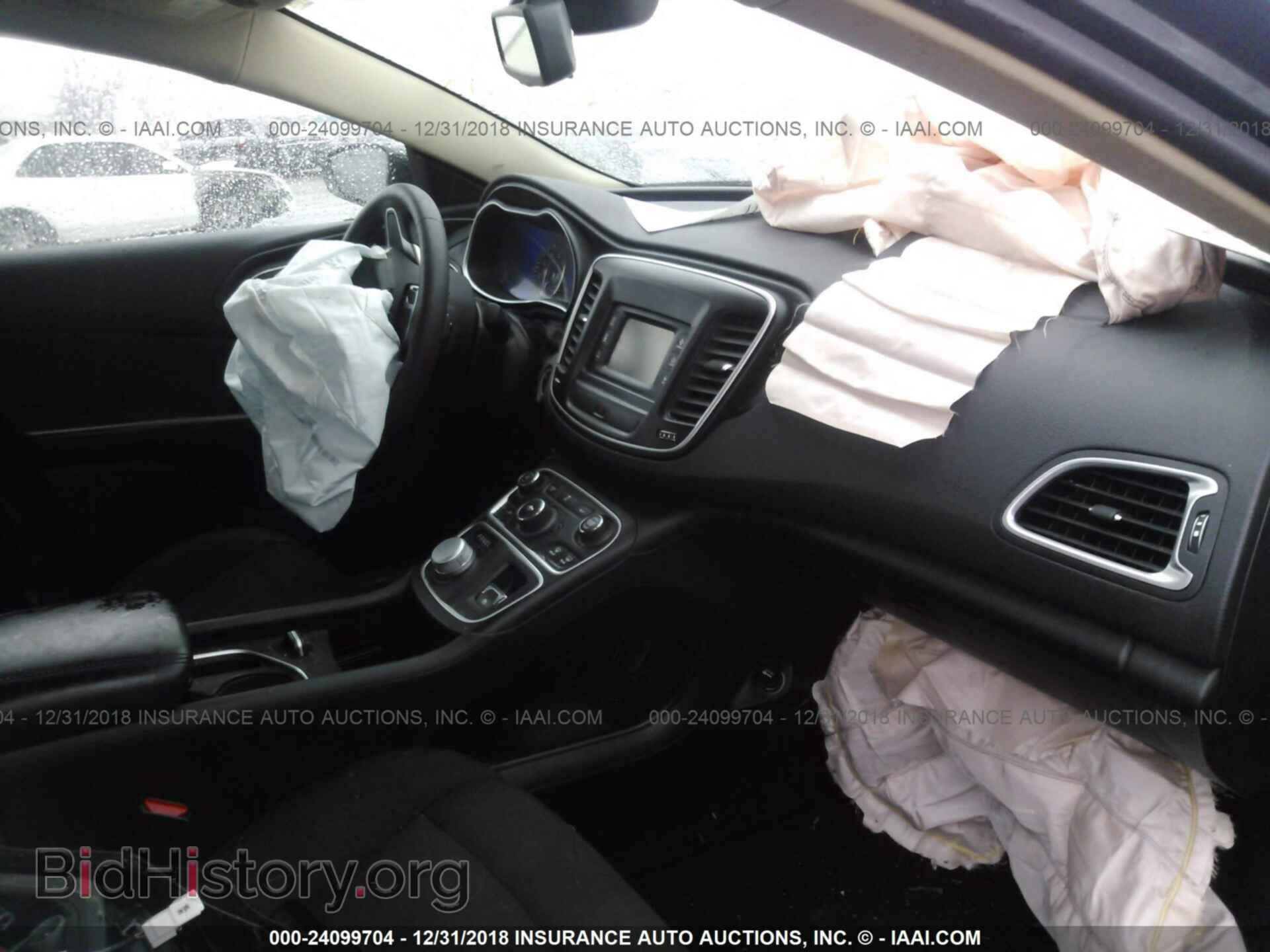 2015 CHRYSLER 200 - VIN: 1C3CCCAB1FN679315 - Photo 5