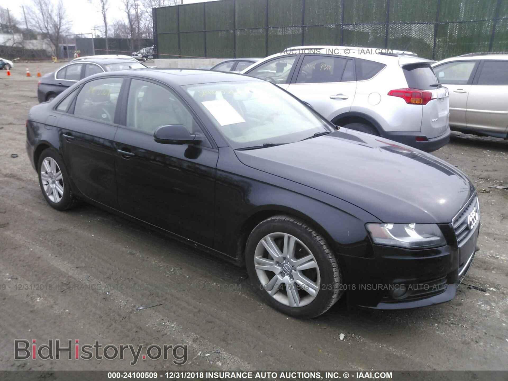 Фотография WAUAFAFL2AN011819 - AUDI A4 2010