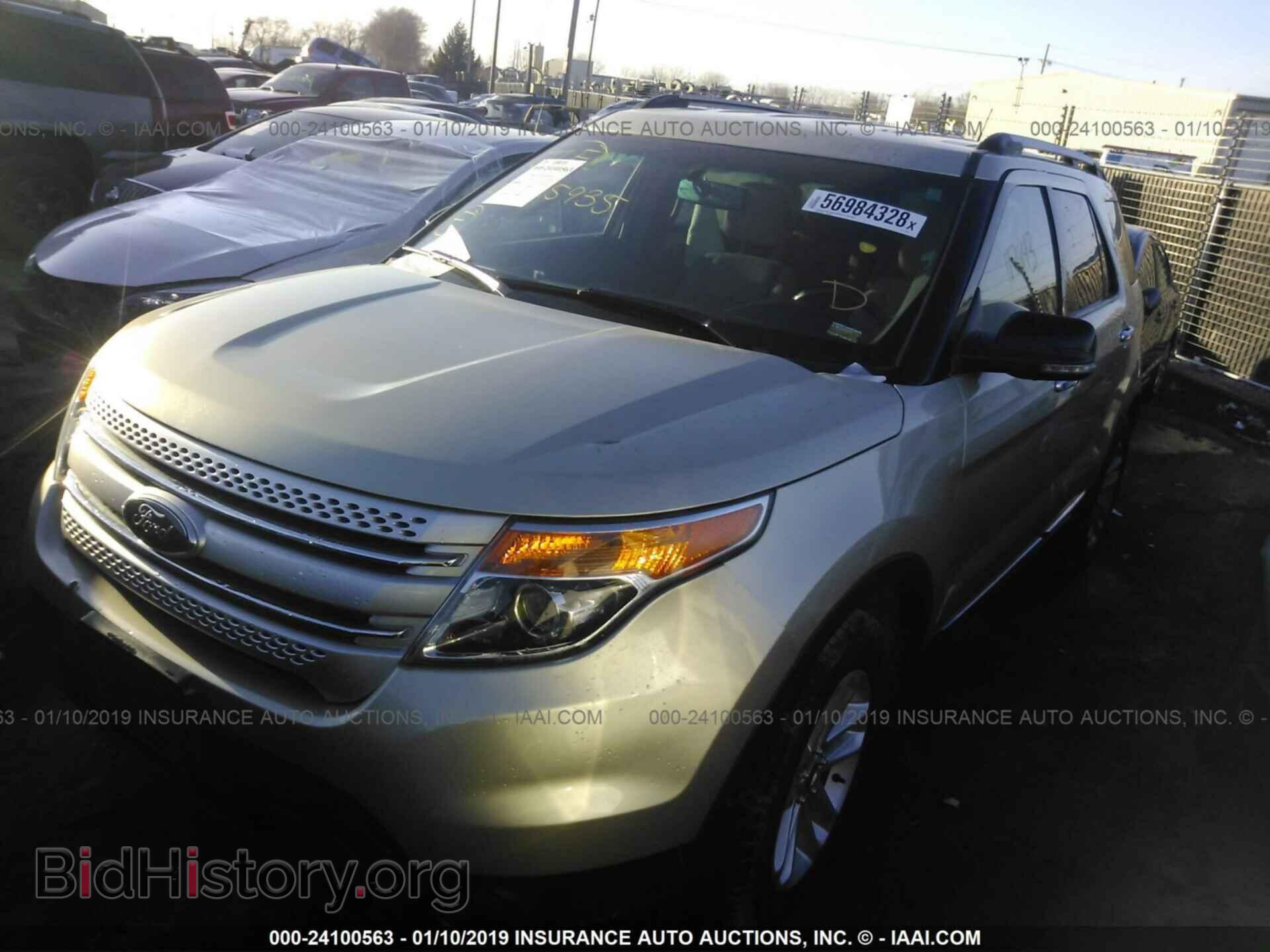 2011 FORD EXPLORER - VIN: 1FMHK7D88BGA25935 - Photo 2