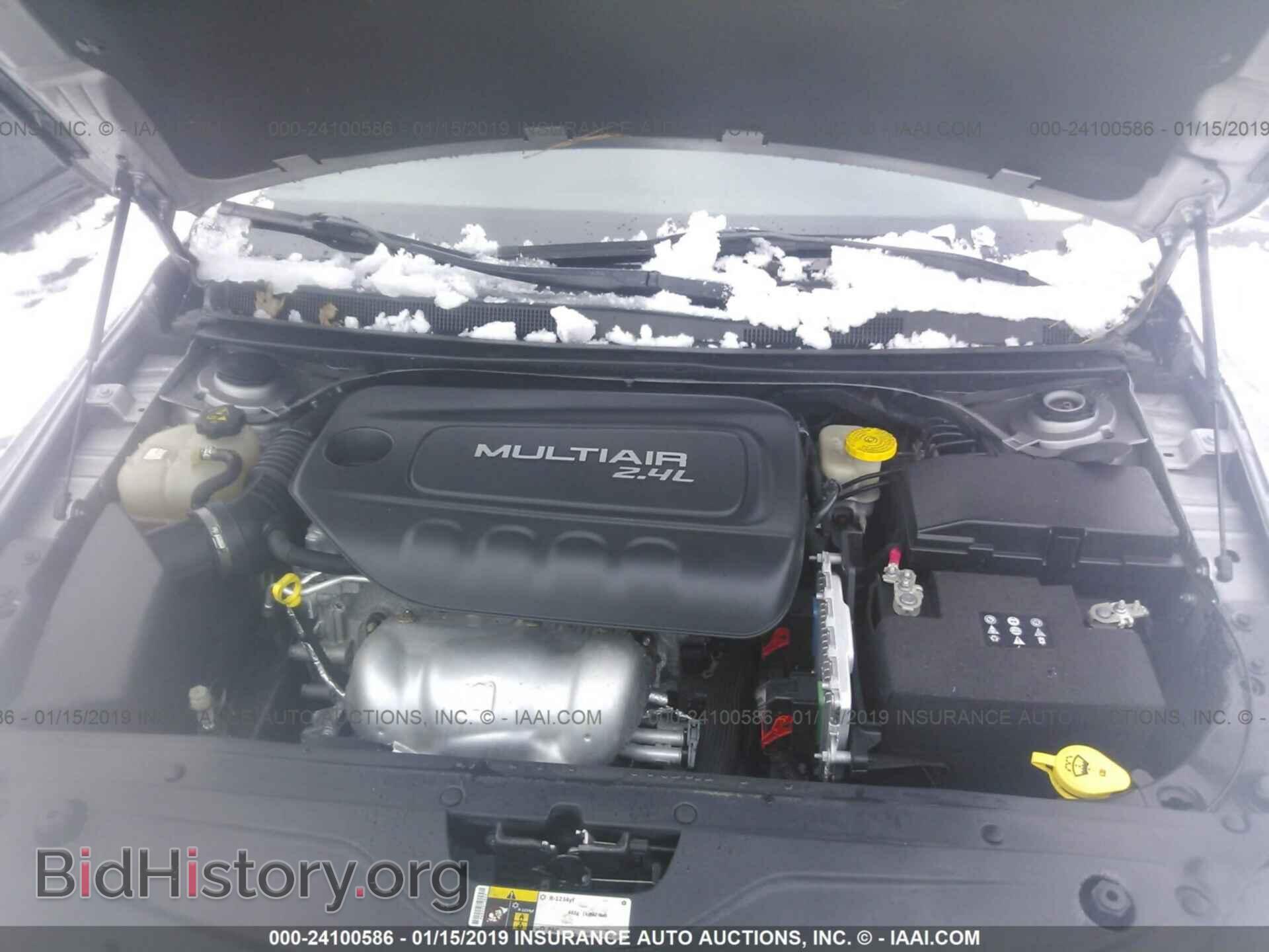 2016 CHRYSLER 200 - VIN: 1C3CCCAB4GN121962 - Фото 10