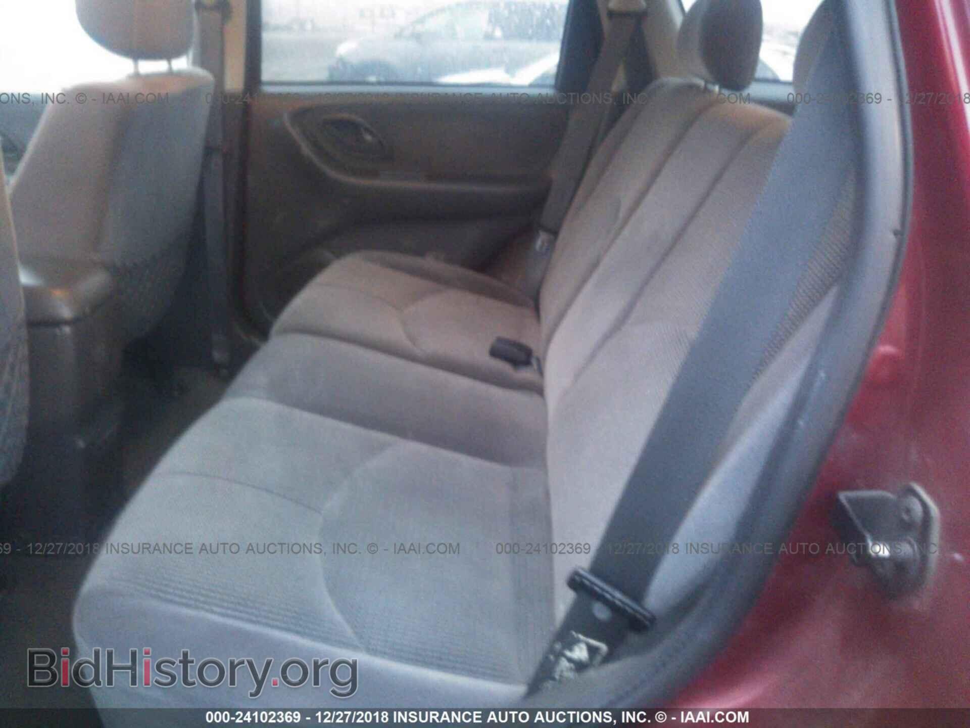 2004 MAZDA TRIBUTE - VIN: 4F2YZ04184KM06694 - Фото 8