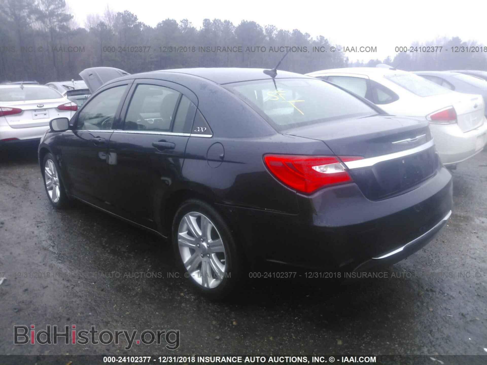 2012 CHRYSLER 200 - VIN: 1C3CCBBB8CN181360 - Фото 3