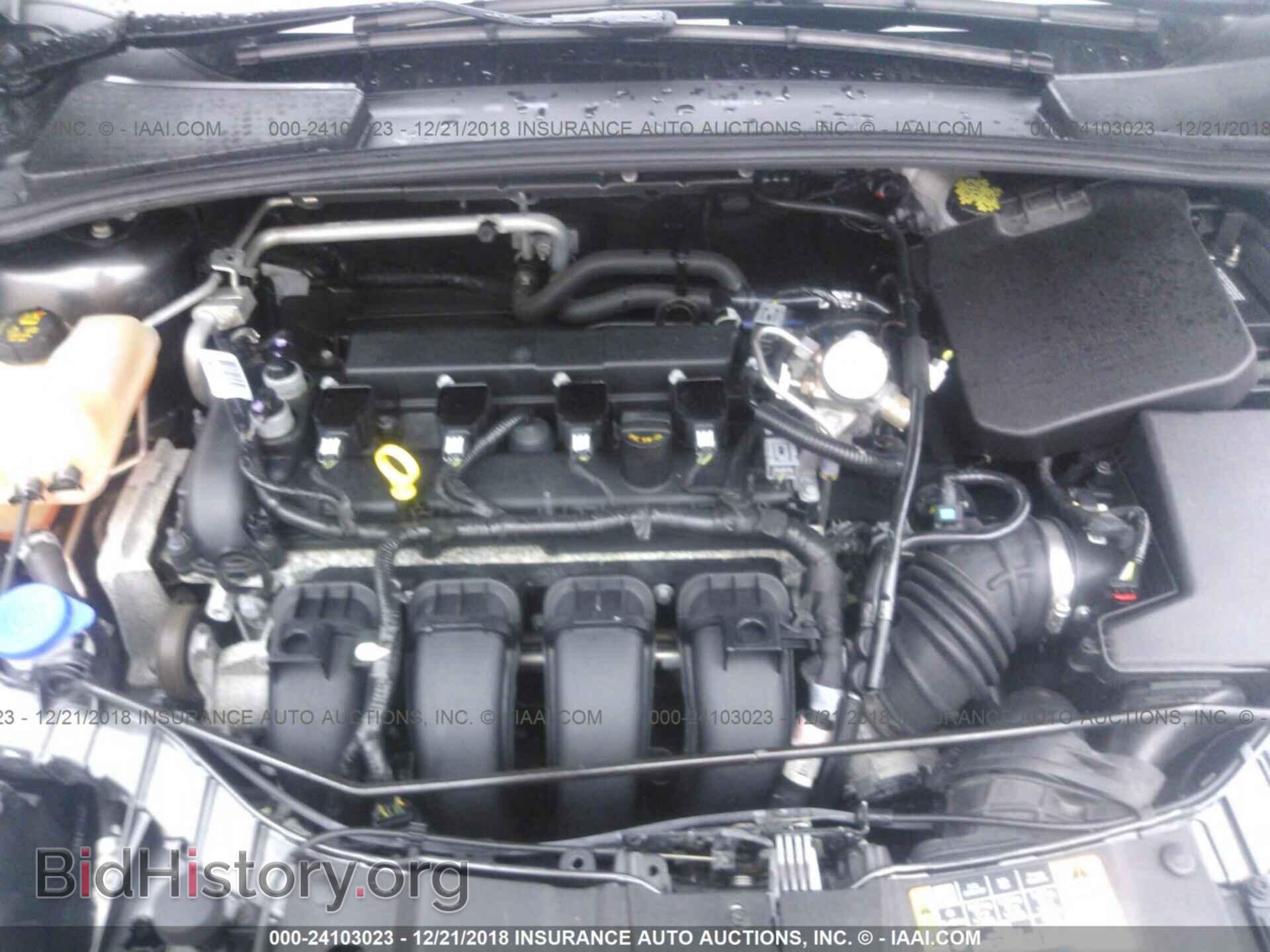 2016 Ford Focus - VIN: 1FADP3K25GL352390 - Photo 10
