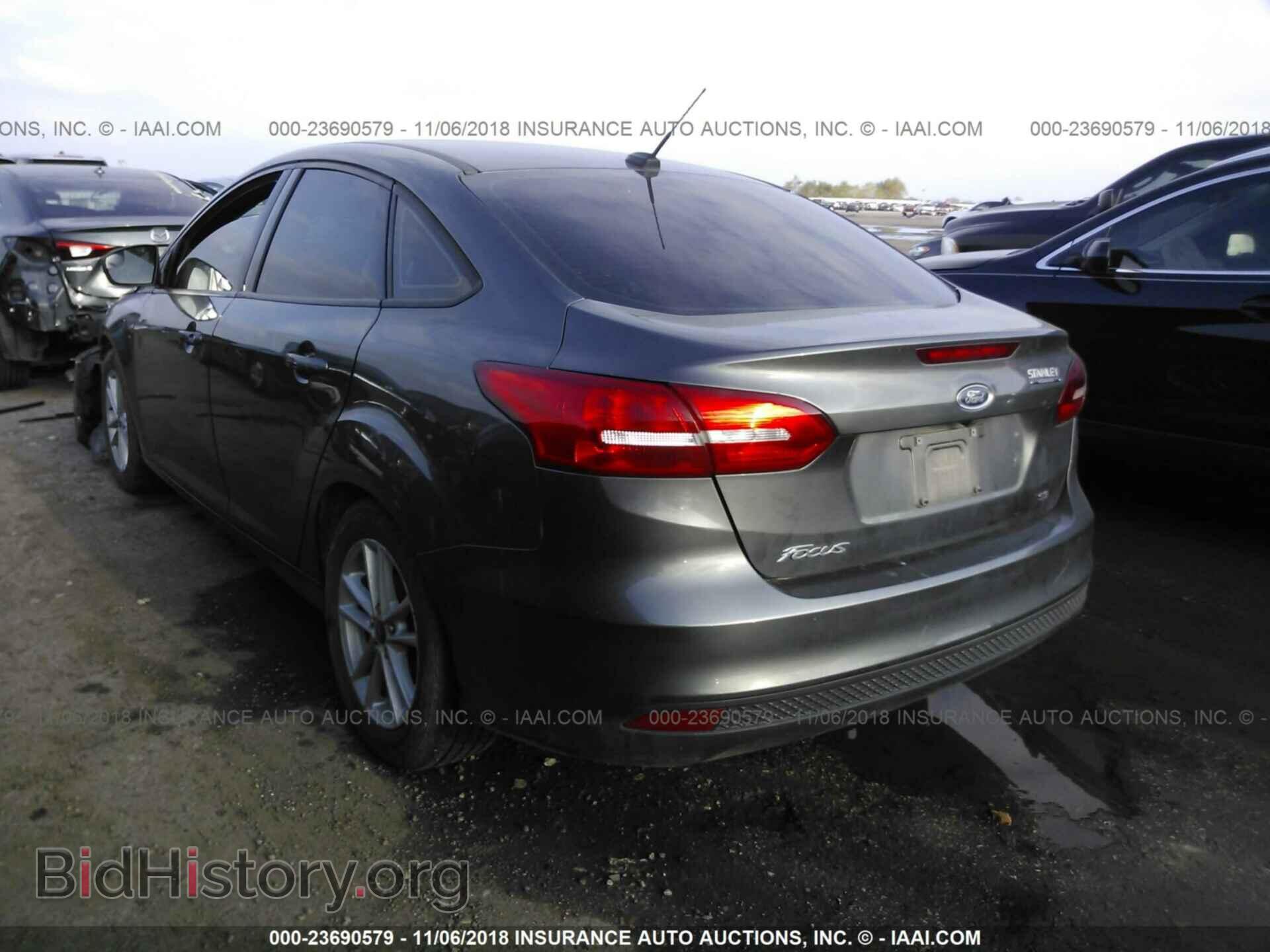 2017 FORD FOCUS - VIN: 1FADP3F23HL244636 - Фото 3
